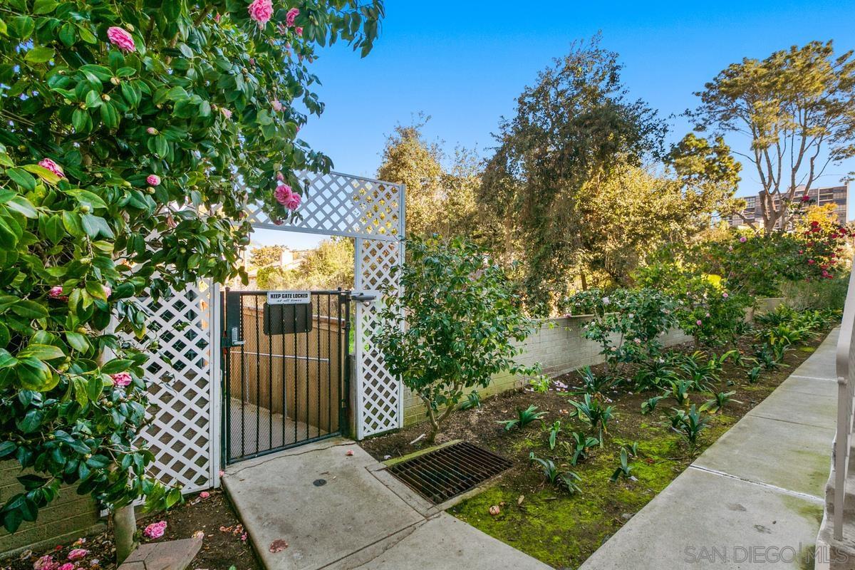 Detail Gallery Image 23 of 30 For 2368  Torrey Pines  61, La Jolla,  CA 92037 - 1 Beds | 1 Baths