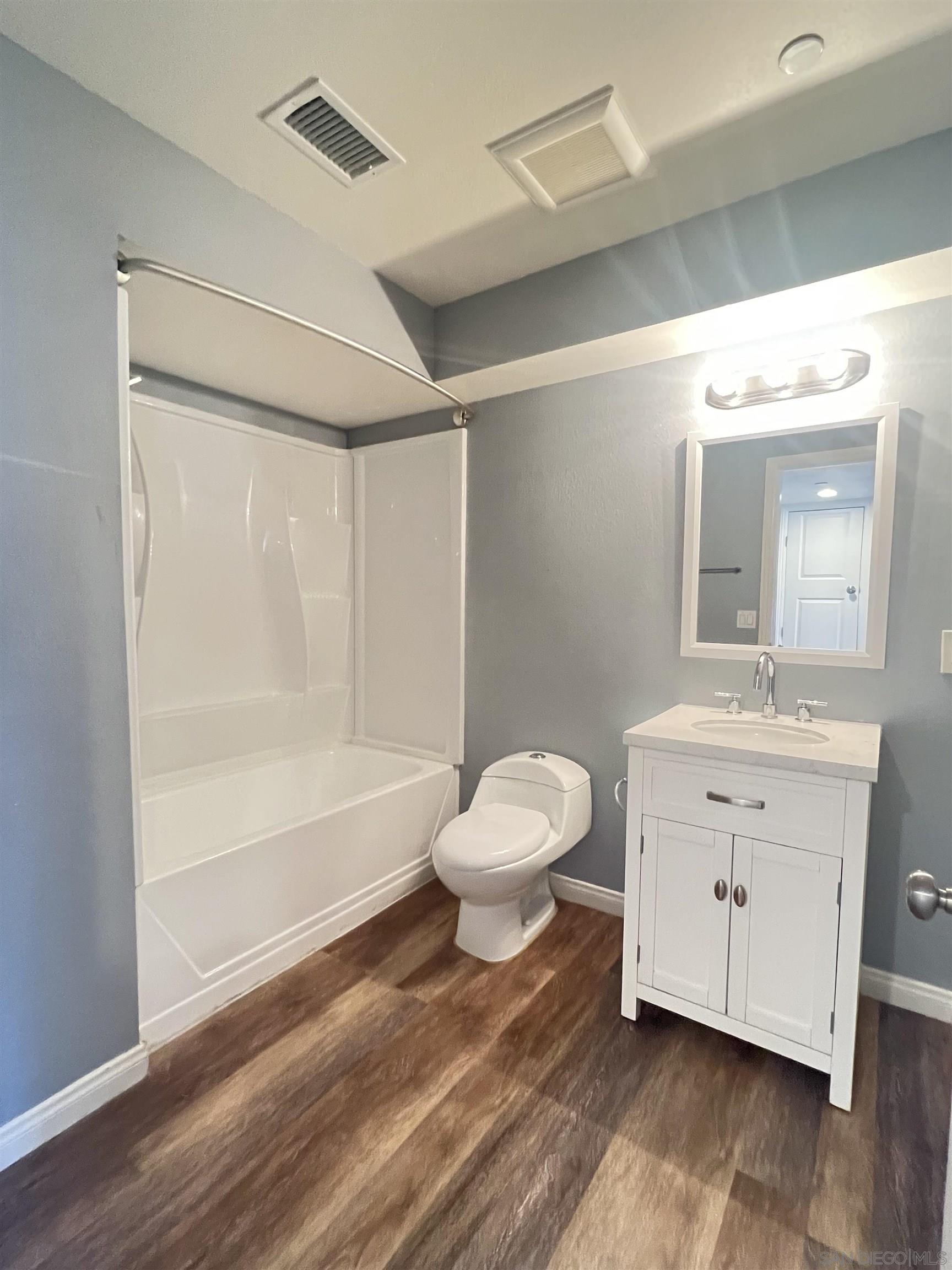 Detail Gallery Image 12 of 26 For 4336 - 4338  53rd St  204, San Diego,  CA 92115 - 1 Beds | 1 Baths