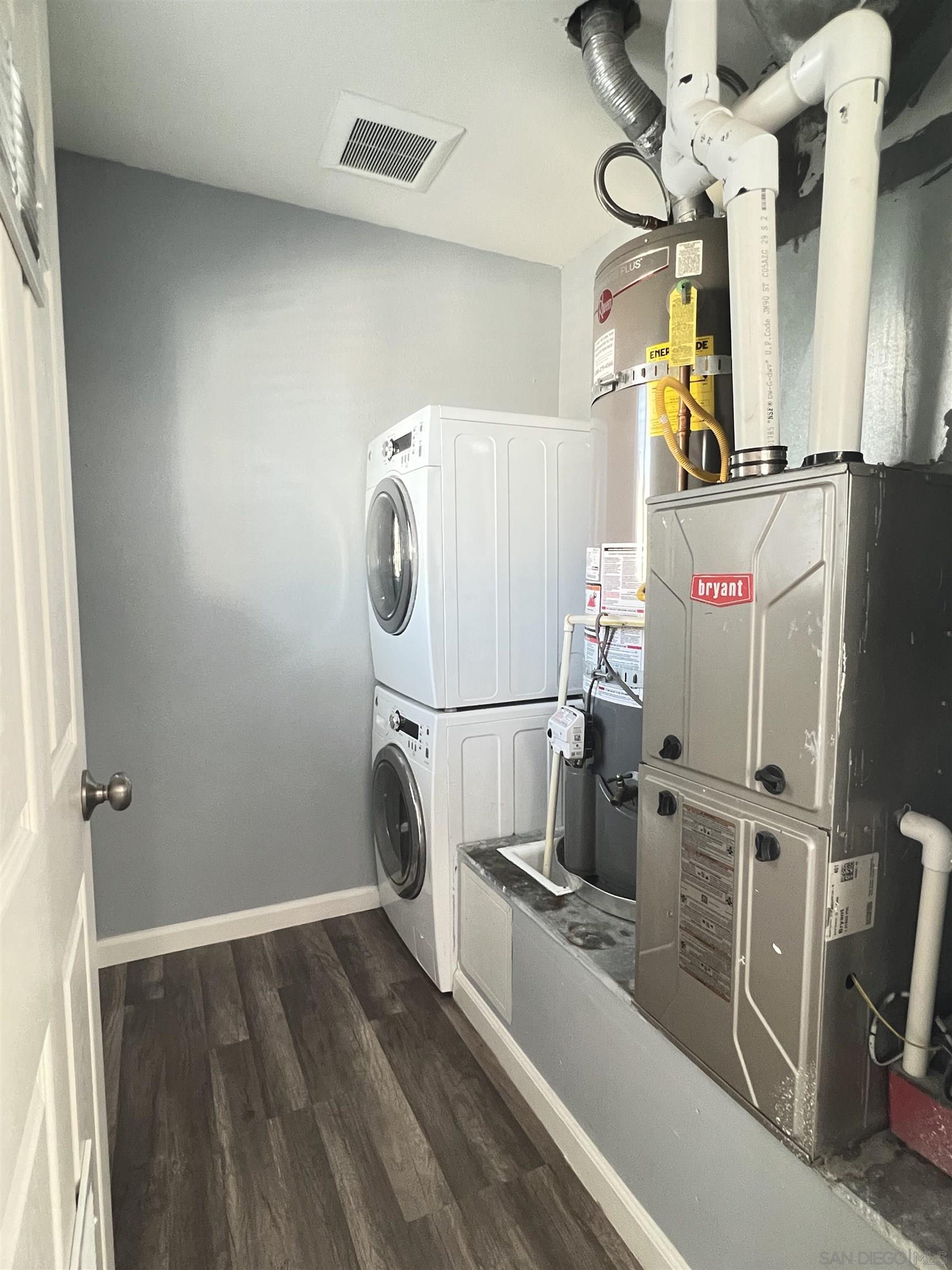 Detail Gallery Image 18 of 26 For 4336 - 4338  53rd St  204, San Diego,  CA 92115 - 1 Beds | 1 Baths