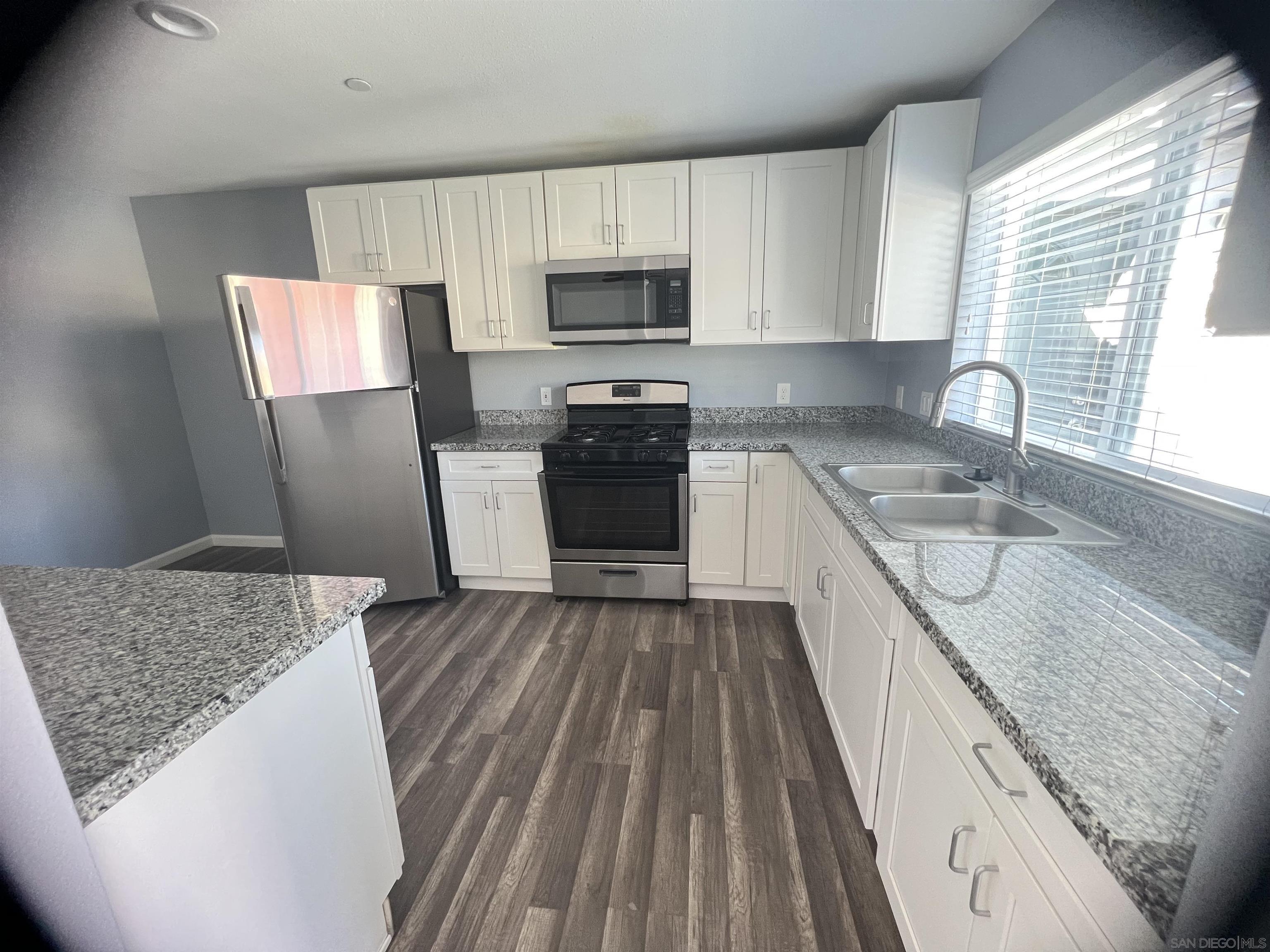 Detail Gallery Image 19 of 26 For 4336 - 4338  53rd St  204, San Diego,  CA 92115 - 1 Beds | 1 Baths