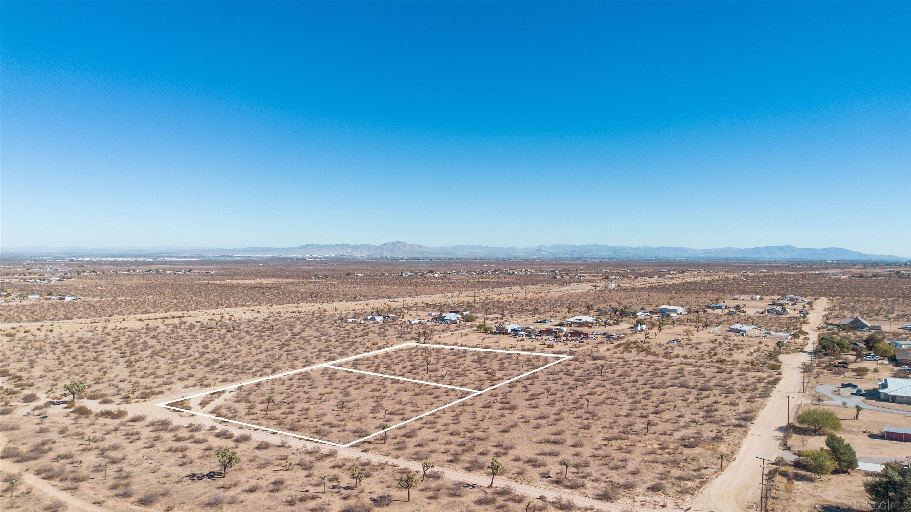 Detail Gallery Image 5 of 11 For , Phelan,  CA 92371 - – Beds | – Baths