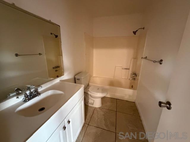 Detail Gallery Image 14 of 18 For 171  Southwind Dr, El Centro,  CA 92243 - 3 Beds | 2 Baths