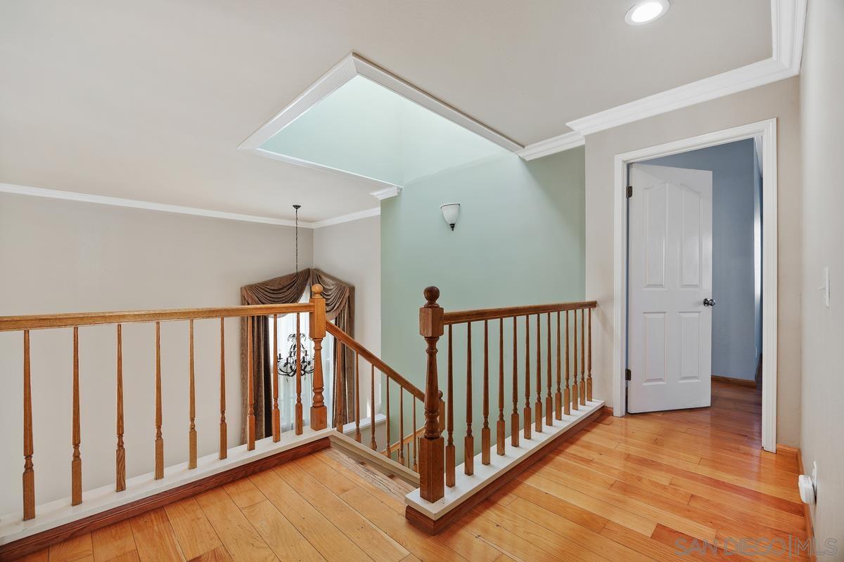 Detail Gallery Image 20 of 37 For 2091  Wedgewood Drive, Oceanside,  CA 92056 - 5 Beds | 3 Baths