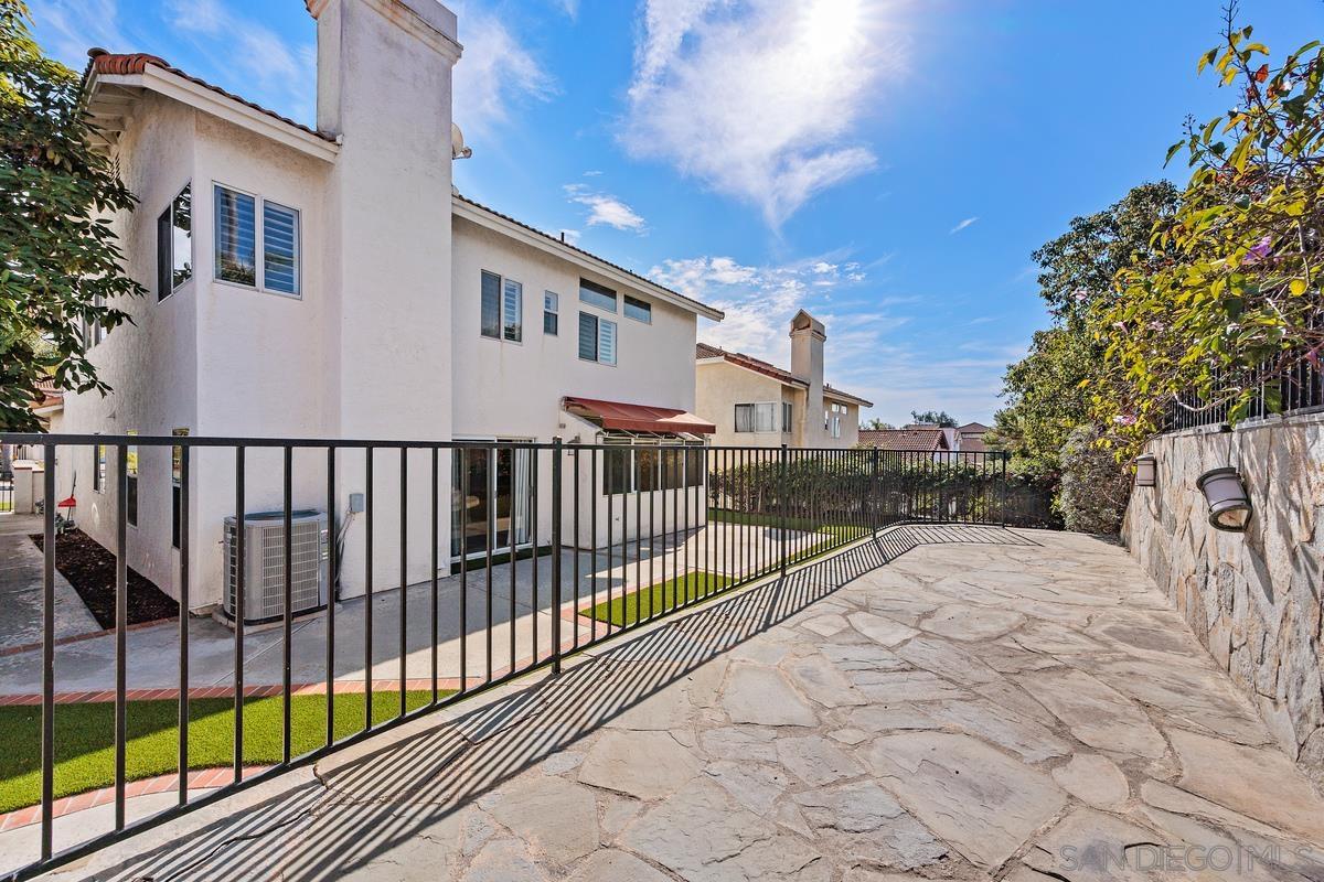 Detail Gallery Image 36 of 37 For 2091  Wedgewood Drive, Oceanside,  CA 92056 - 5 Beds | 3 Baths