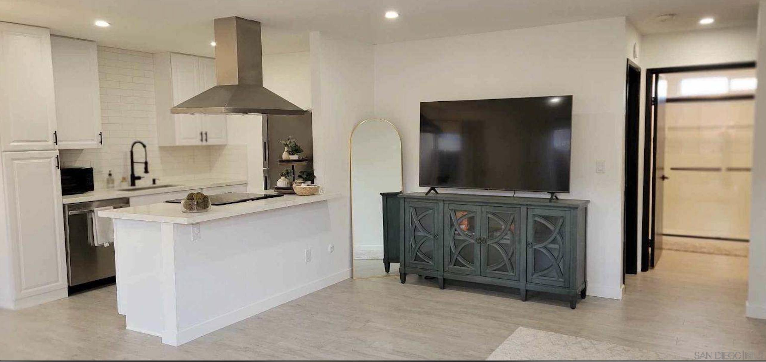 Detail Gallery Image 12 of 12 For 9556  Carroll Canyon Rd  #143,  San Diego,  CA 92126 - 1 Beds | 1 Baths