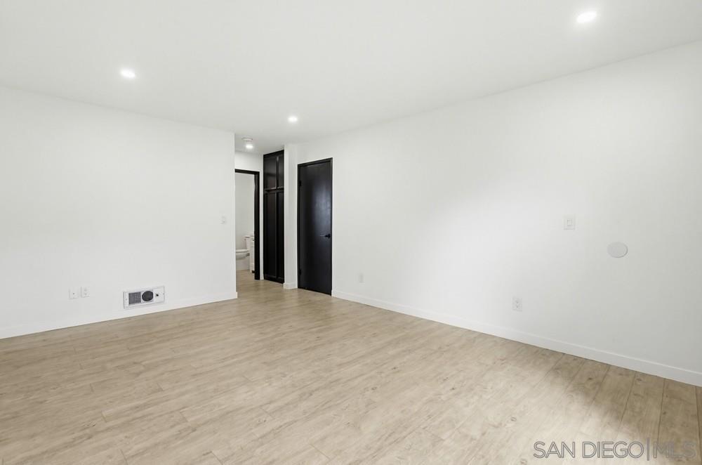 Detail Gallery Image 18 of 28 For 9556  Carroll Canyon Rd  #143,  San Diego,  CA 92126 - 1 Beds | 1 Baths