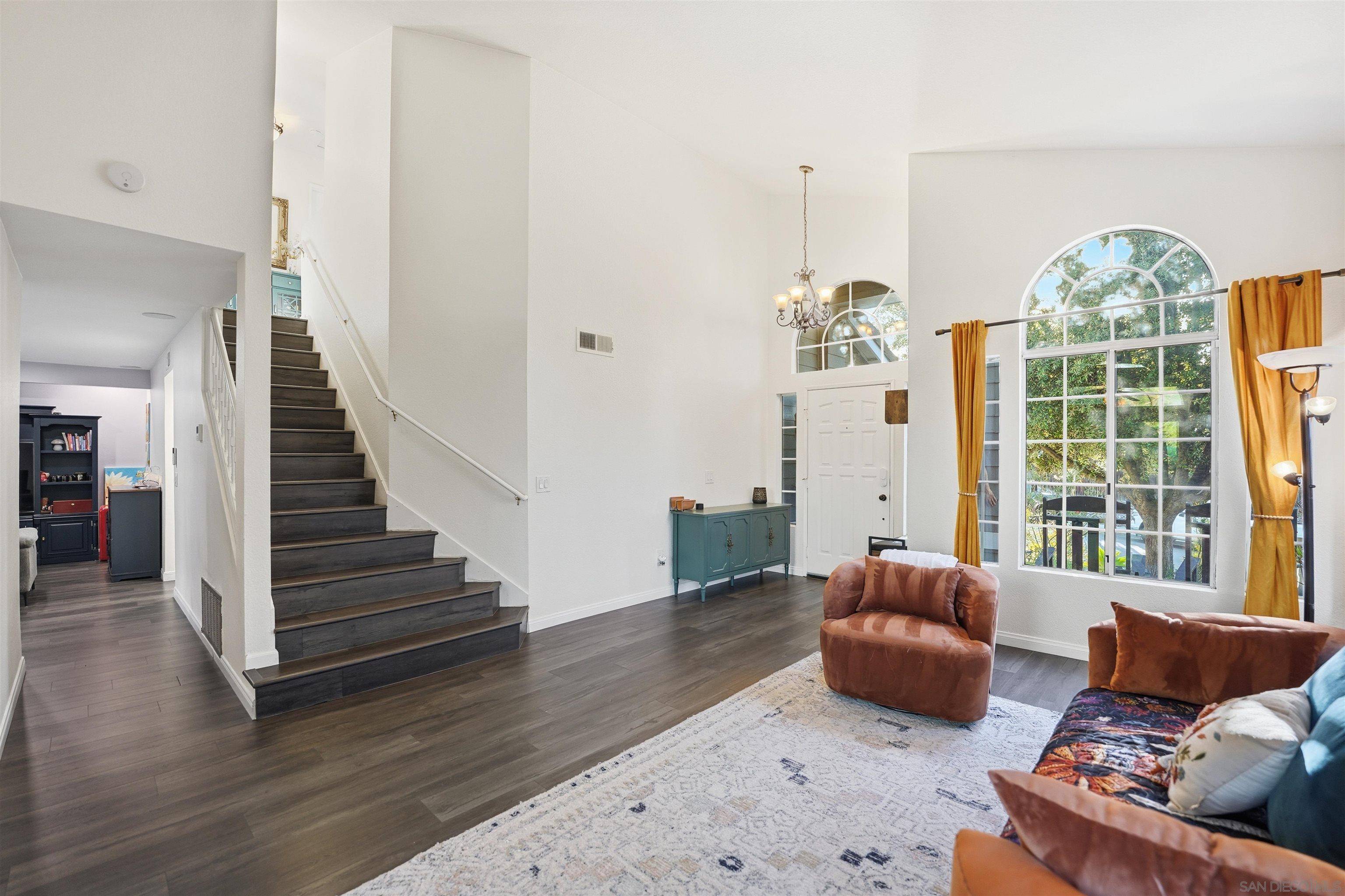 Detail Gallery Image 2 of 40 For 2402  Pimlico Place, Alpine,  CA 91901 - 3 Beds | 2/1 Baths