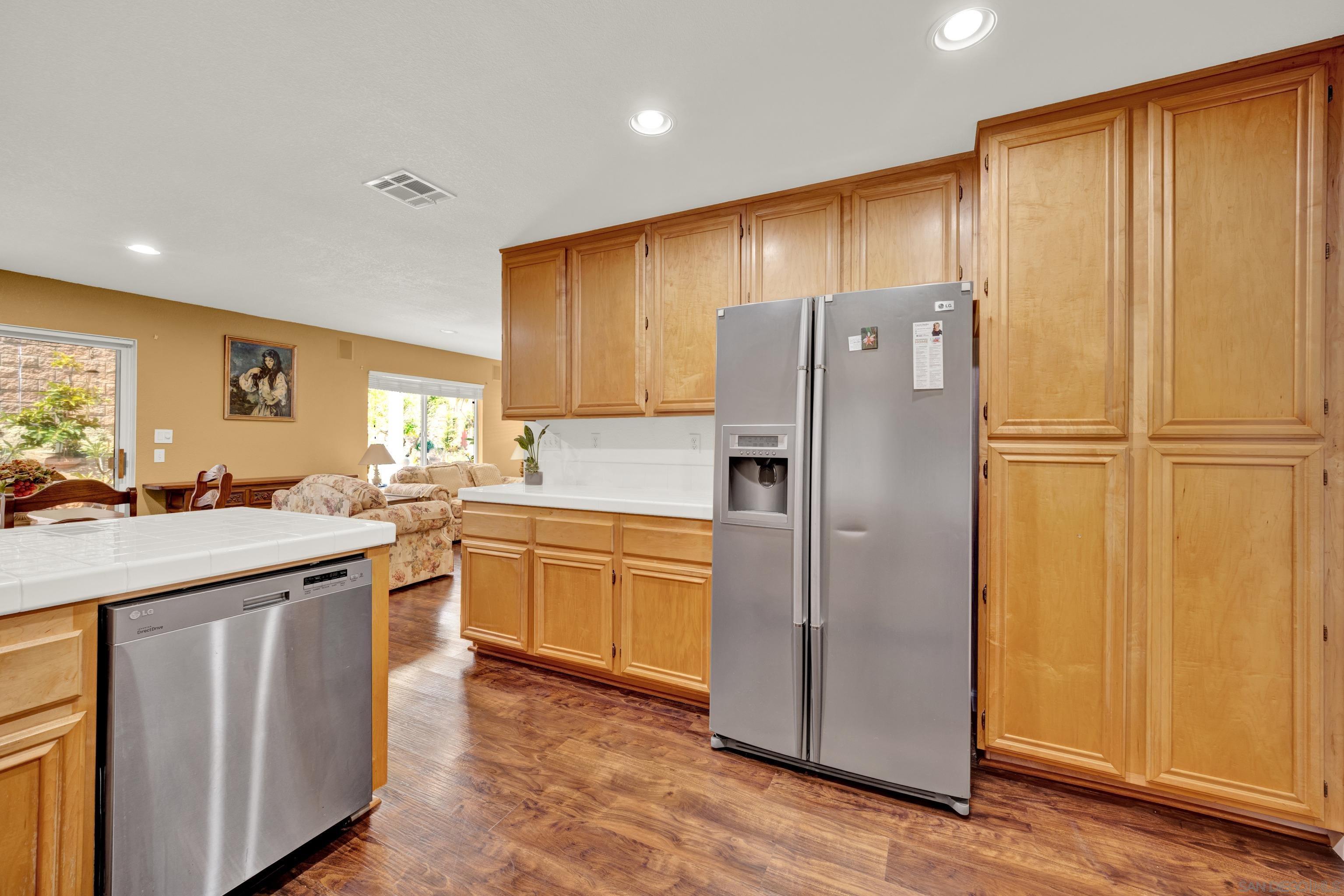 Detail Gallery Image 19 of 63 For 508  Dakota Way, Oceanside,  CA 92056 - 4 Beds | 2/1 Baths