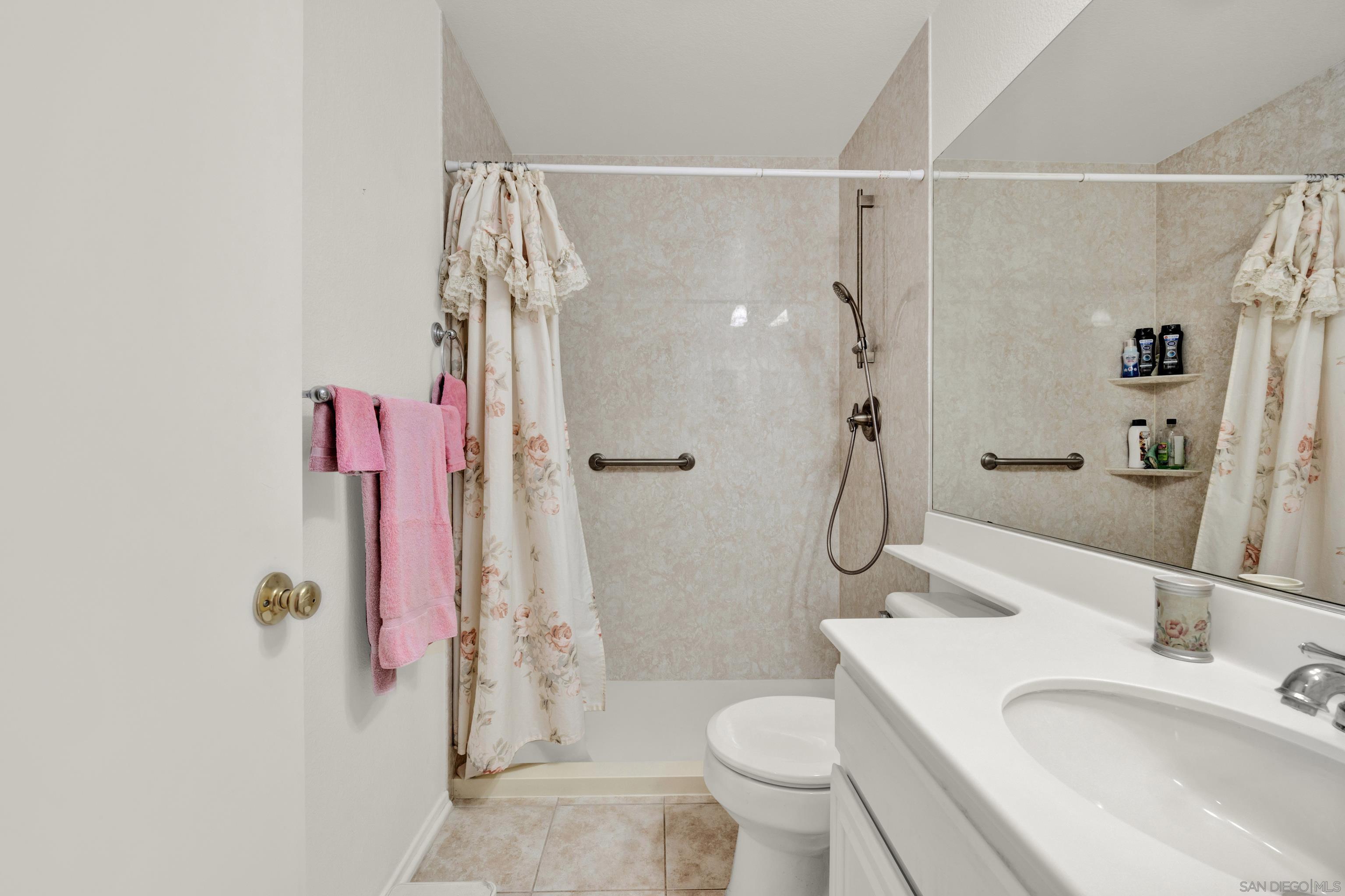 Detail Gallery Image 42 of 63 For 508  Dakota Way, Oceanside,  CA 92056 - 4 Beds | 2/1 Baths