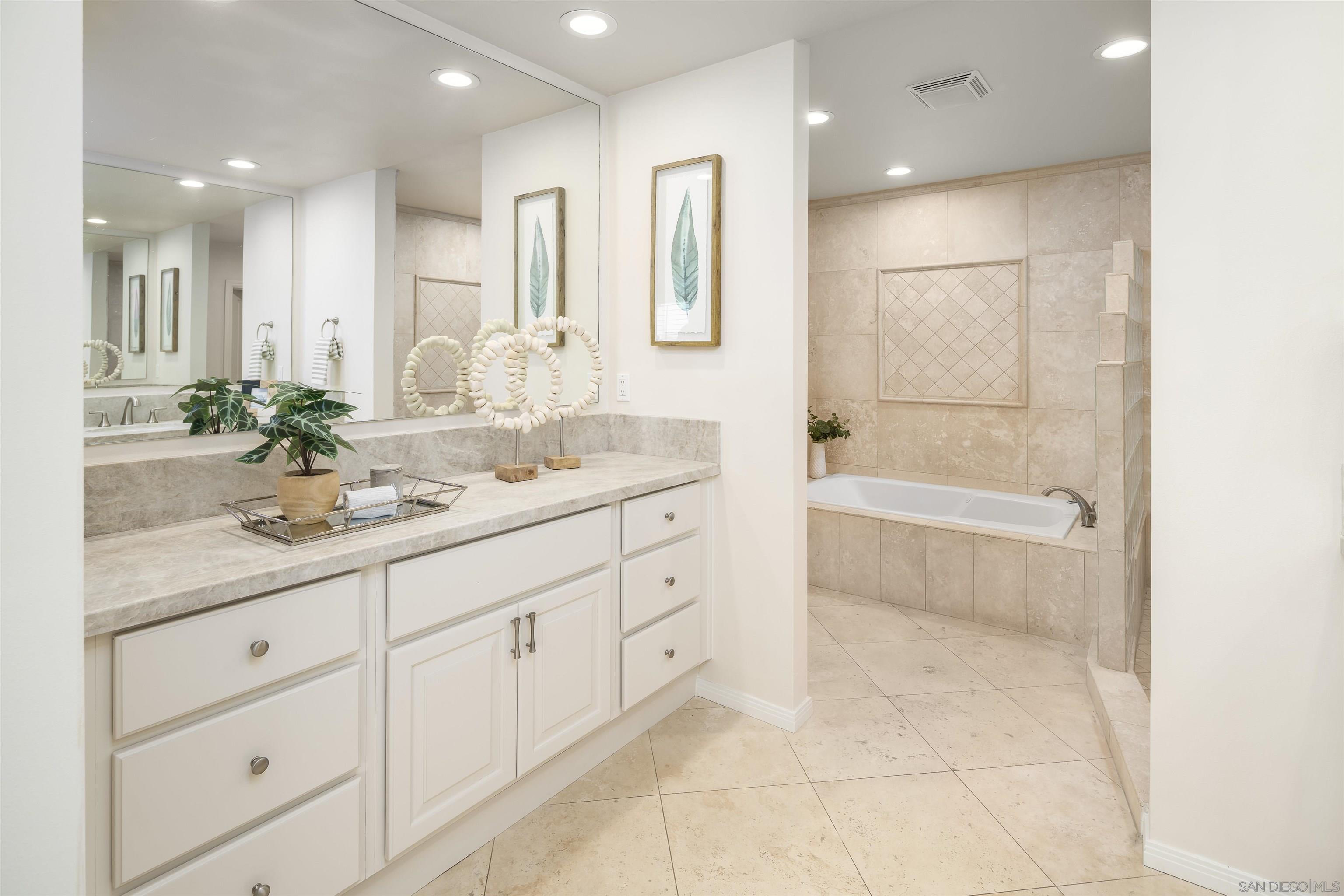 Detail Gallery Image 19 of 33 For 6129  La Flecha, Rancho Santa Fe,  CA 92067 - 4 Beds | 3/1 Baths