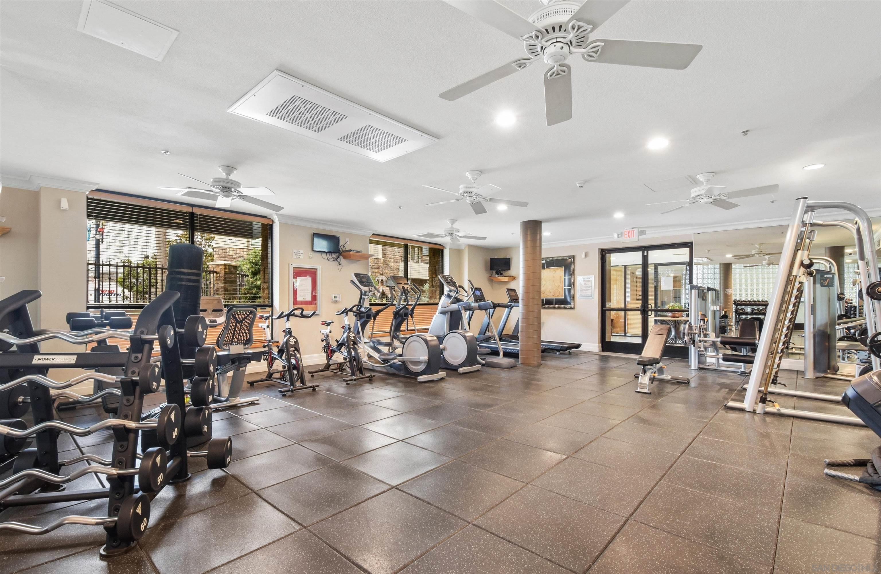 Detail Gallery Image 30 of 37 For 1465  C St  #3509,  San Diego,  CA 92101 - 2 Beds | 2 Baths