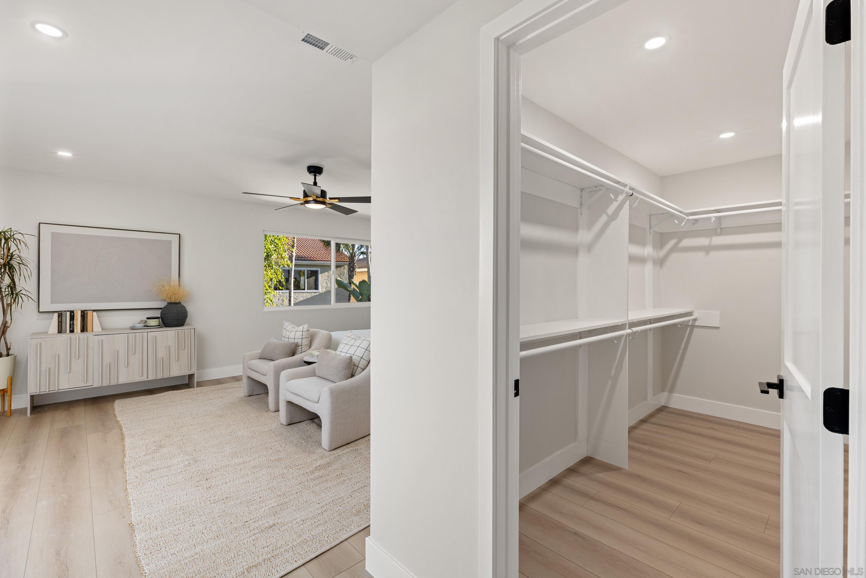 Detail Gallery Image 16 of 32 For , Coronado,  CA 92118 - 5 Beds | 3 Baths