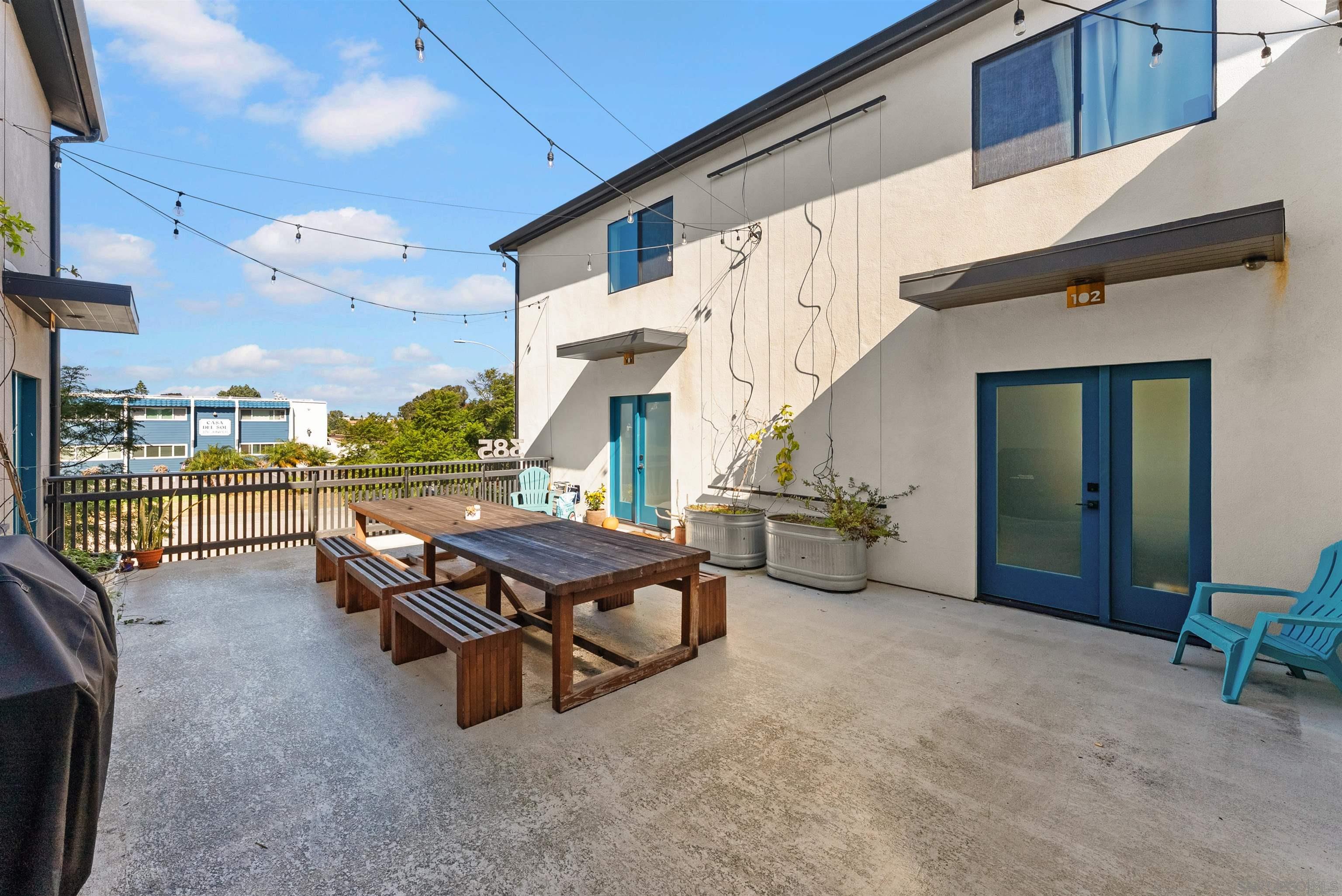 Detail Gallery Image 5 of 20 For 385  Juniper, Carlsbad,  CA 92008 - – Beds | – Baths