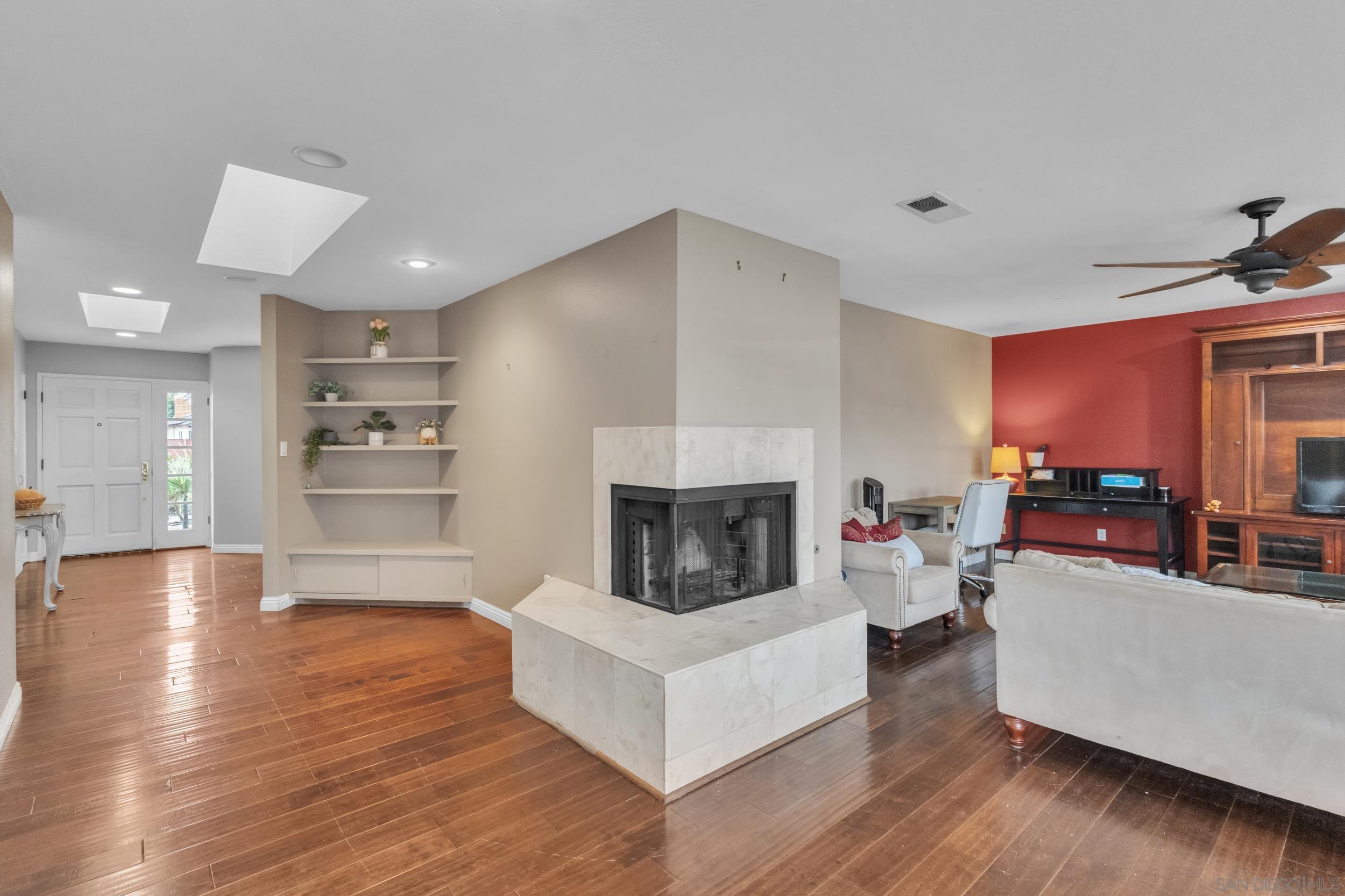 Detail Gallery Image 15 of 48 For 6907  Bettyhill Dr., San Diego,  CA 92117 - 4 Beds | 2 Baths