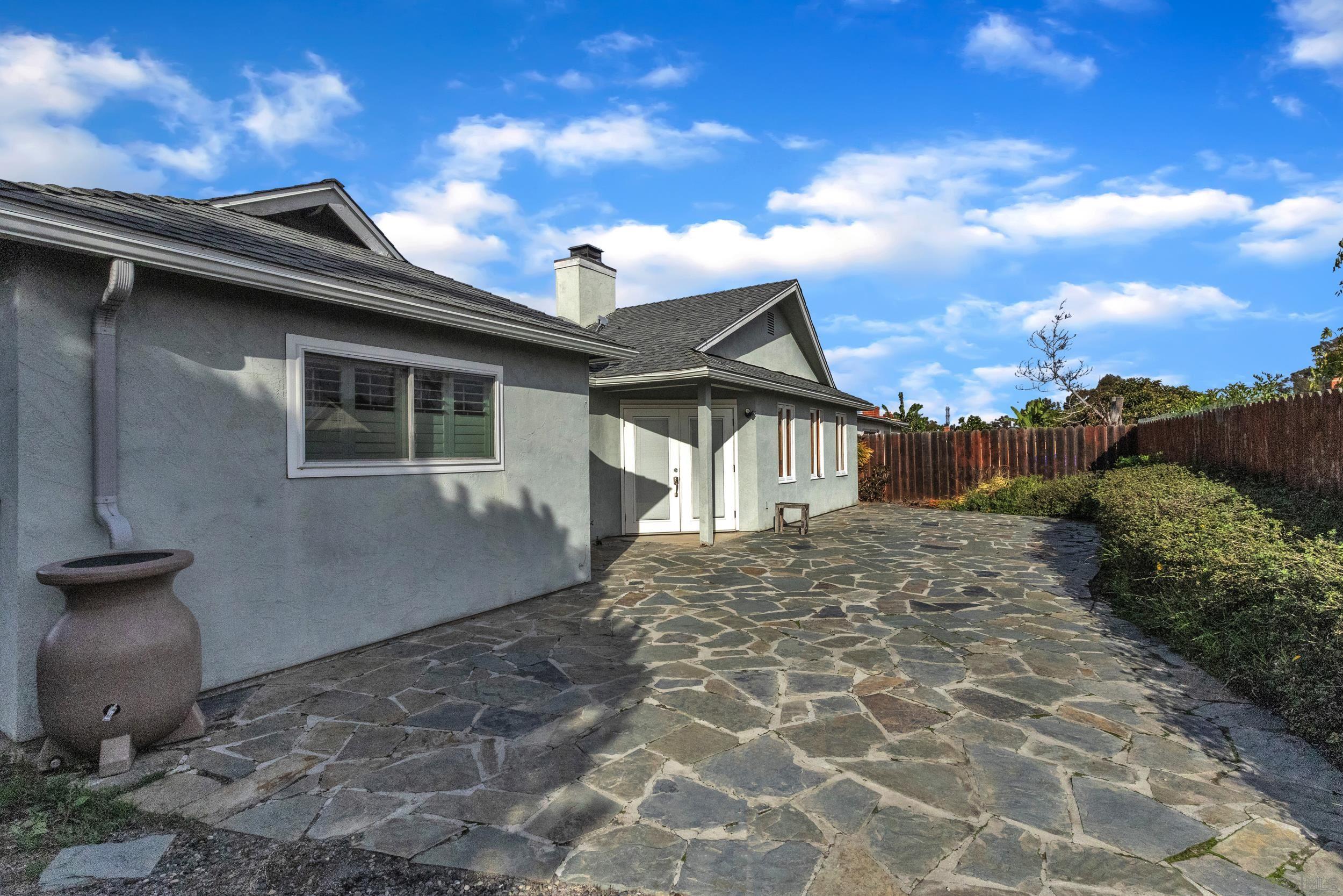 Detail Gallery Image 33 of 48 For 6907  Bettyhill Dr., San Diego,  CA 92117 - 4 Beds | 2 Baths