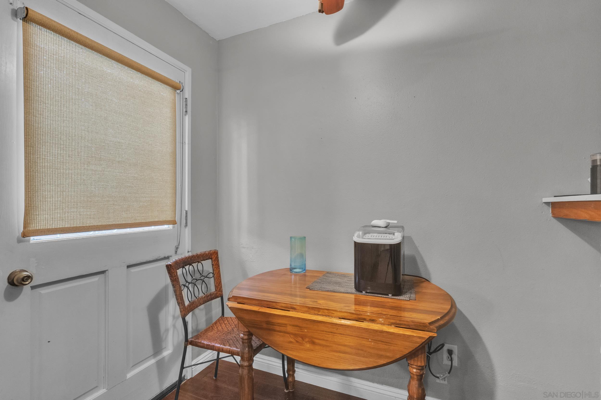 Detail Gallery Image 10 of 48 For 6907  Bettyhill Dr., San Diego,  CA 92117 - 4 Beds | 2 Baths