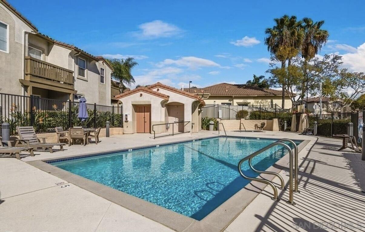 Detail Gallery Image 23 of 26 For 6141  Paseo Granito, Carlsbad,  CA 92009 - 3 Beds | 2 Baths