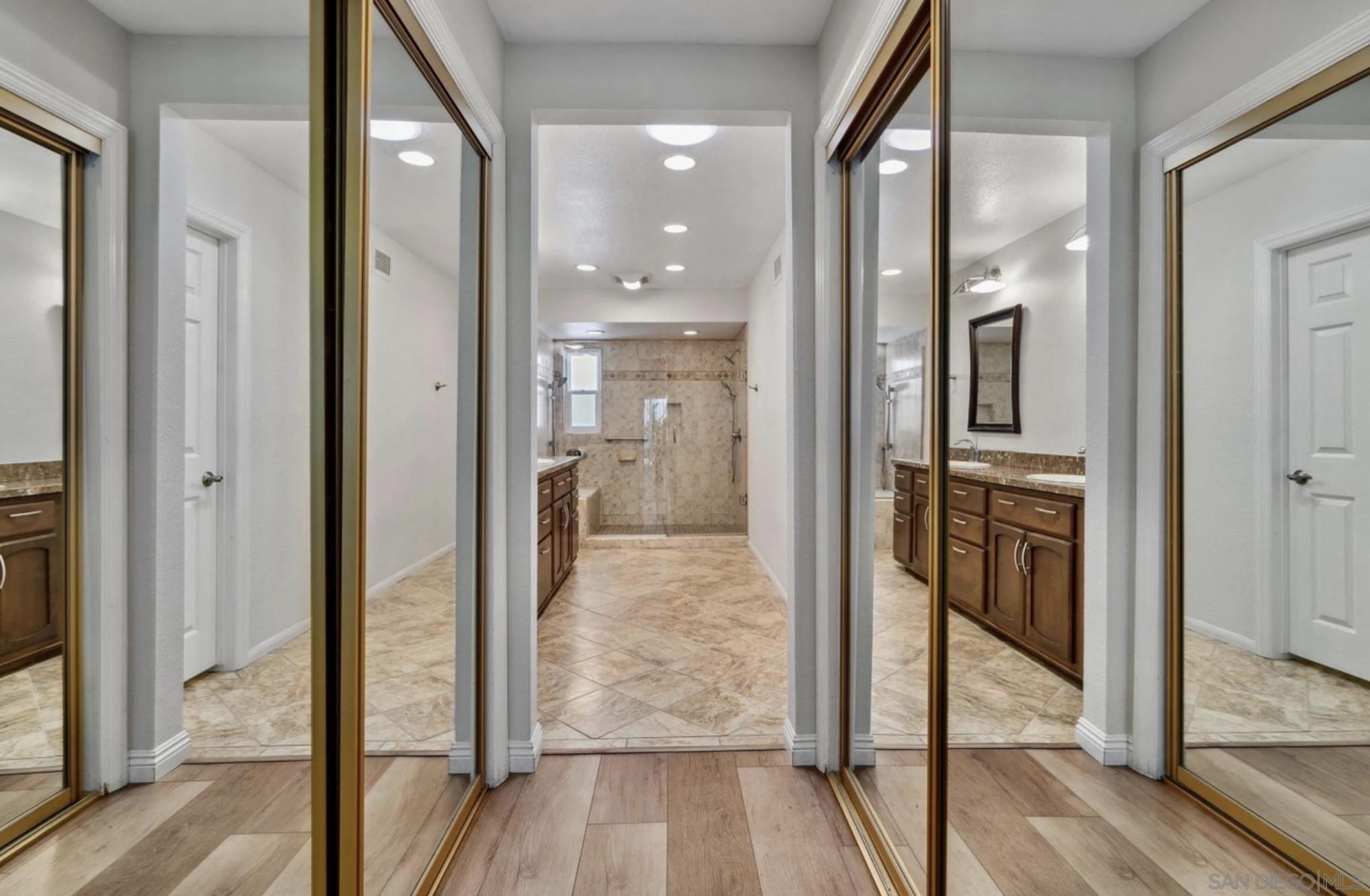 Detail Gallery Image 23 of 27 For 1608  Caminito Asterisco, La Jolla,  CA 92037 - 3 Beds | 2 Baths