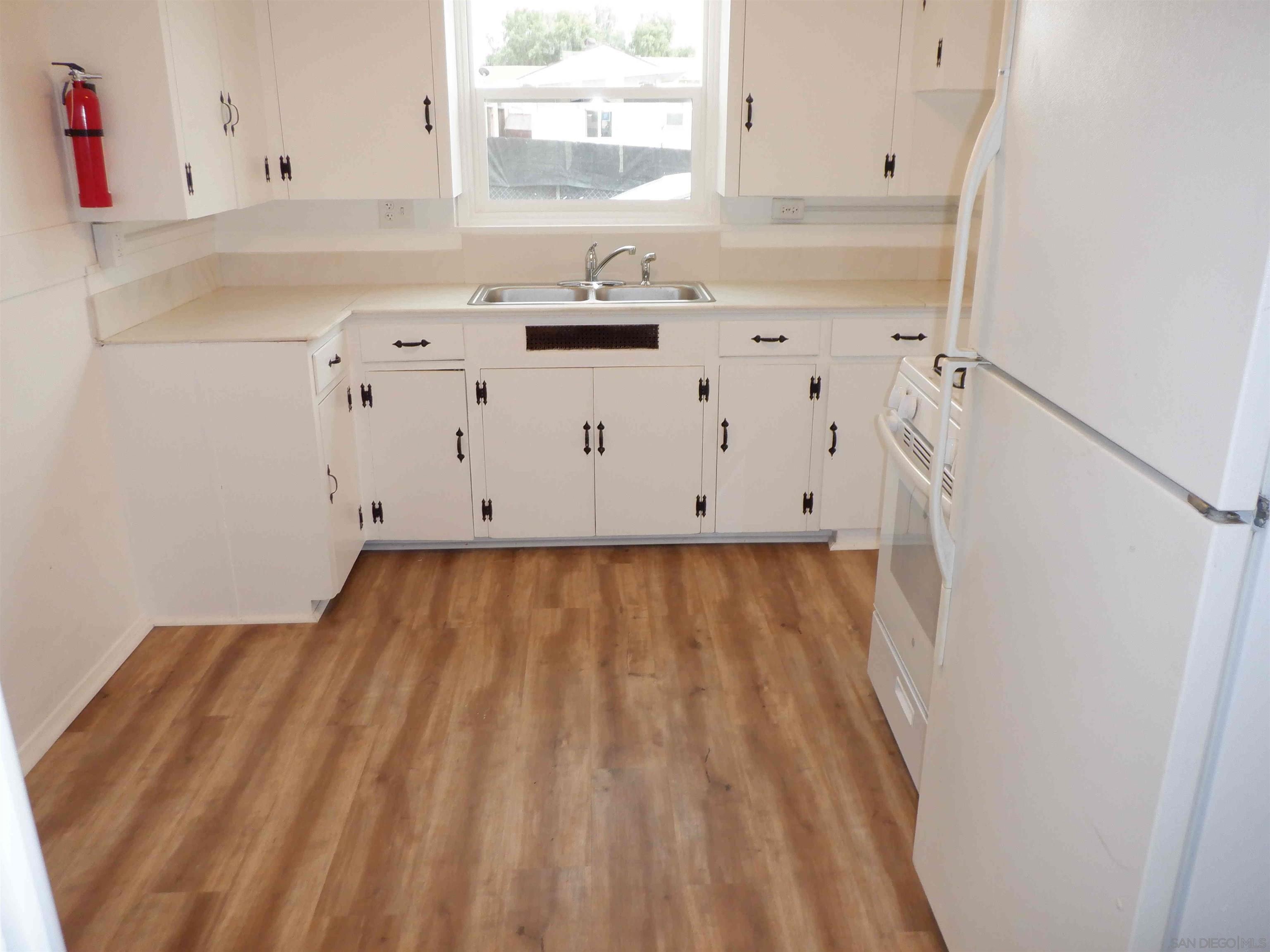 Detail Gallery Image 12 of 23 For 2245 S Lanoitan Ave, National City,  CA 91950 - – Beds | – Baths