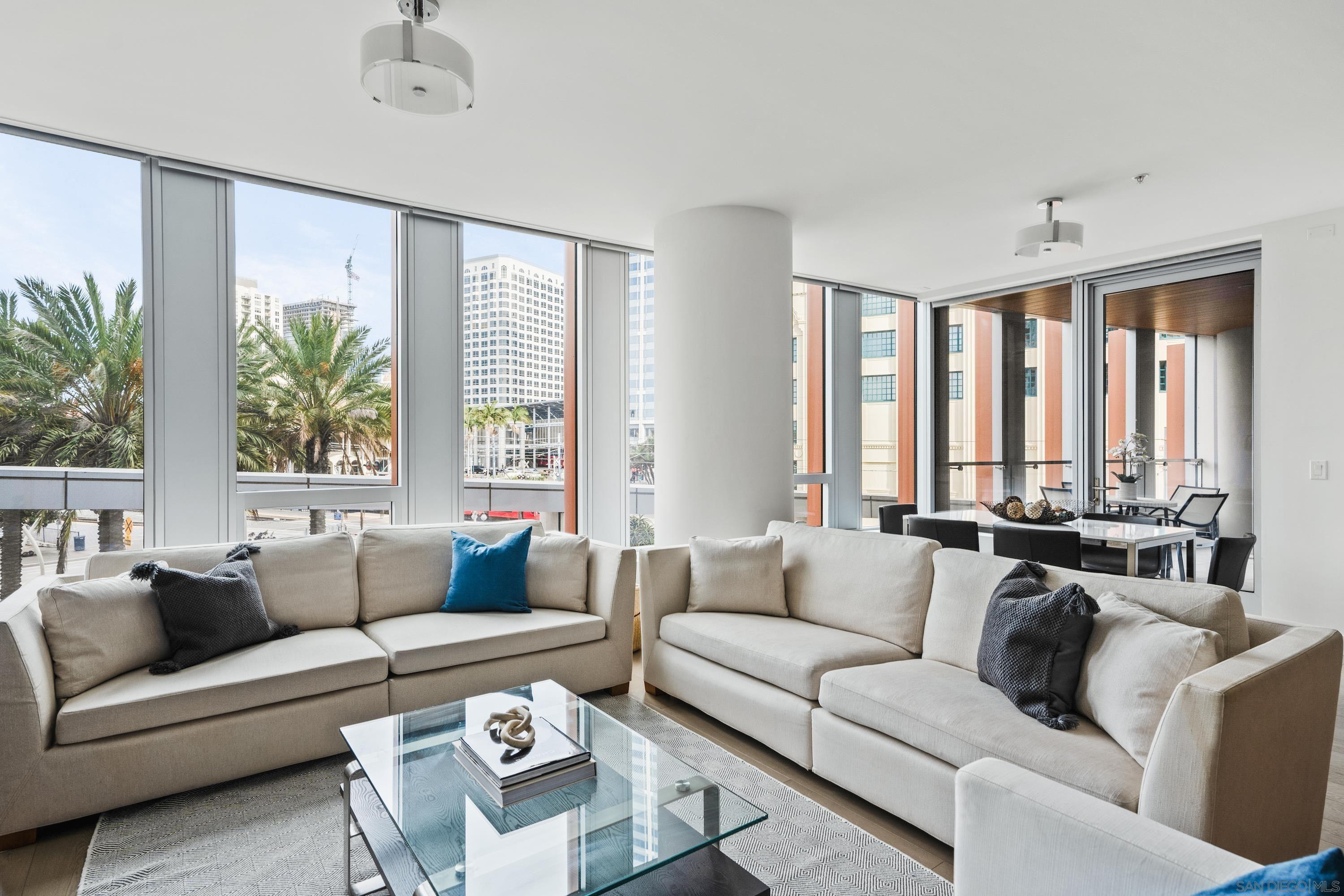 Detail Gallery Image 3 of 46 For 888 W E St  305, San Diego,  CA 92101 - 2 Beds | 2 Baths