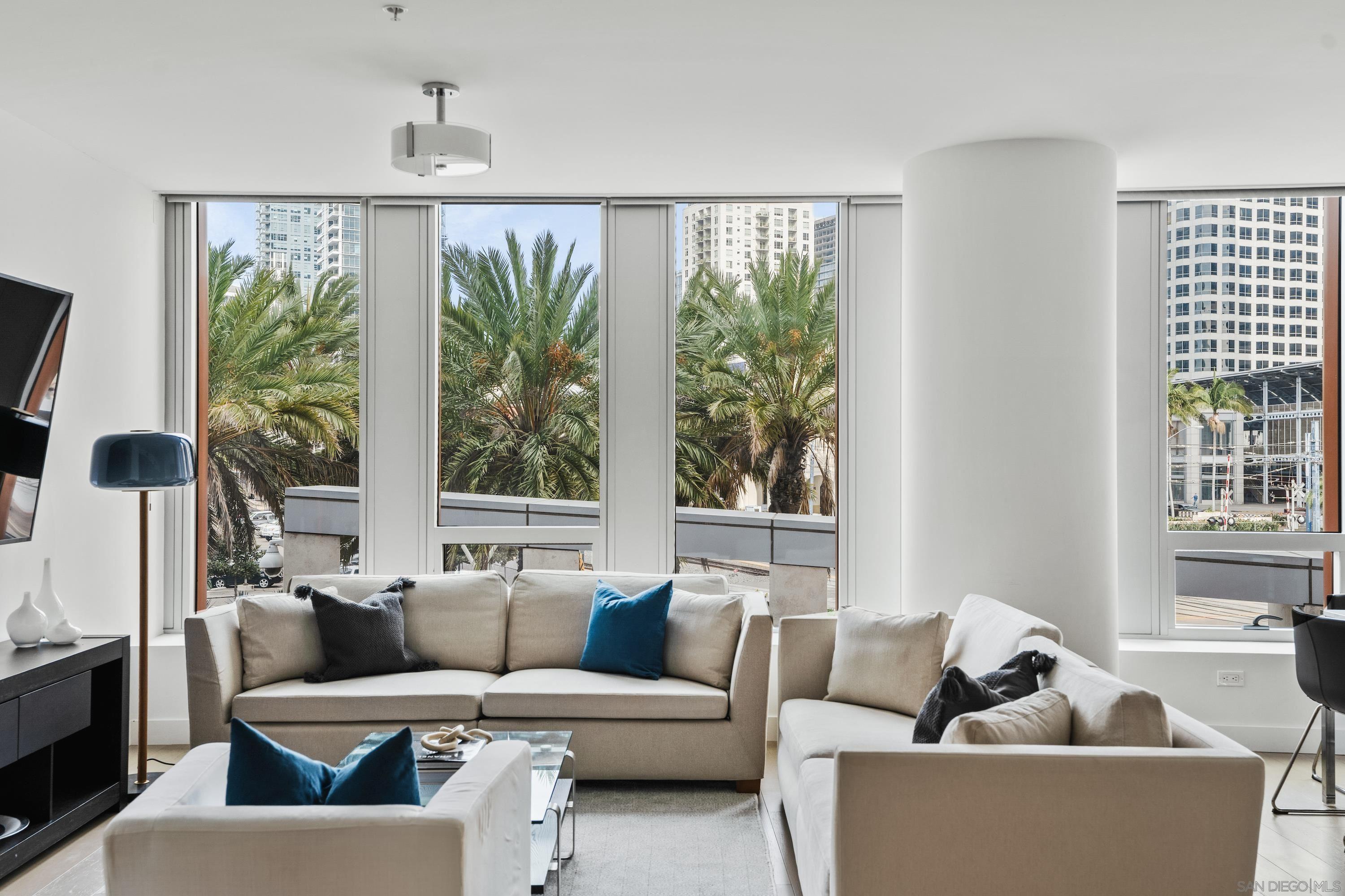 Detail Gallery Image 4 of 46 For 888 W E St  305, San Diego,  CA 92101 - 2 Beds | 2 Baths