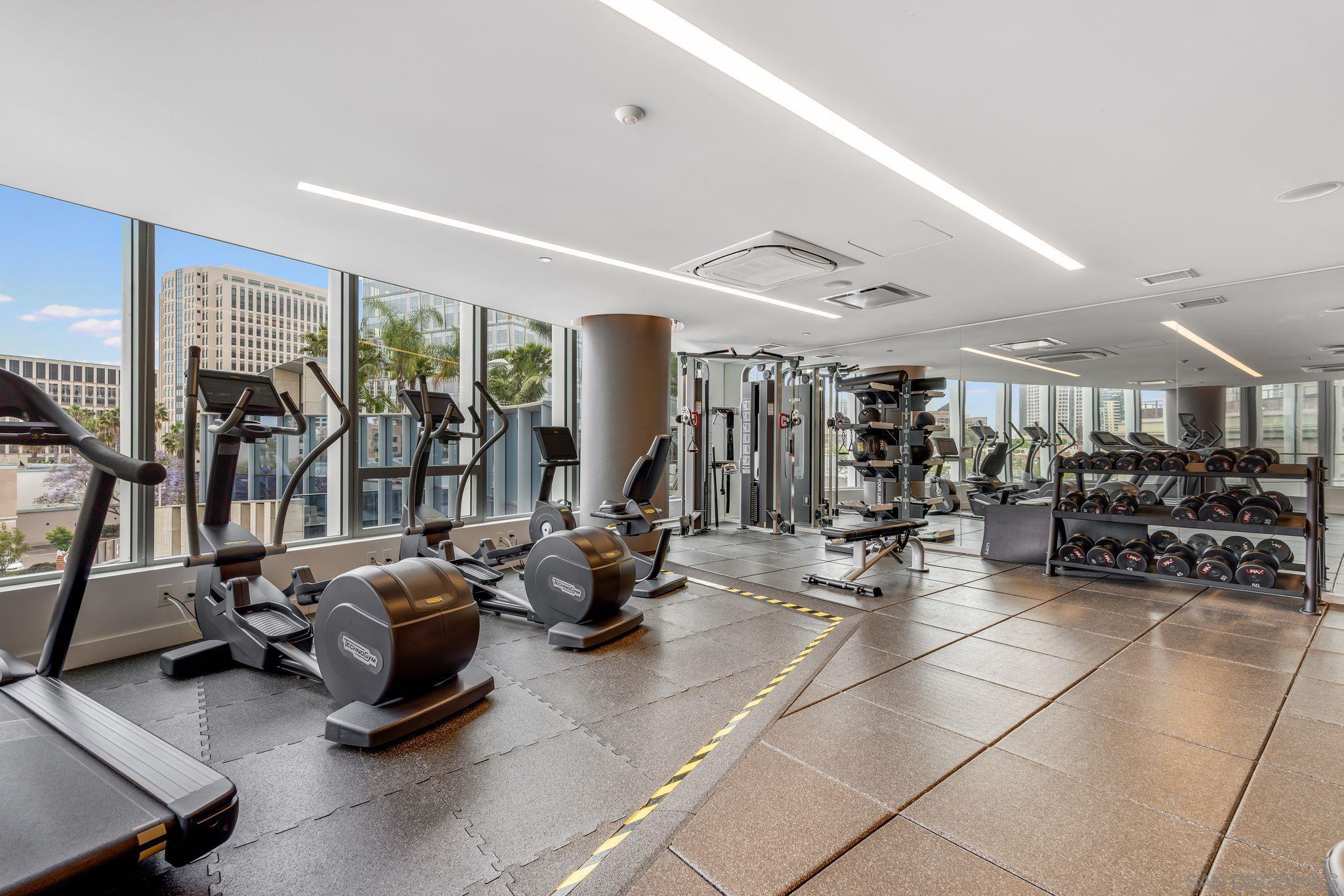 Detail Gallery Image 35 of 46 For 888 W E St  305, San Diego,  CA 92101 - 2 Beds | 2 Baths