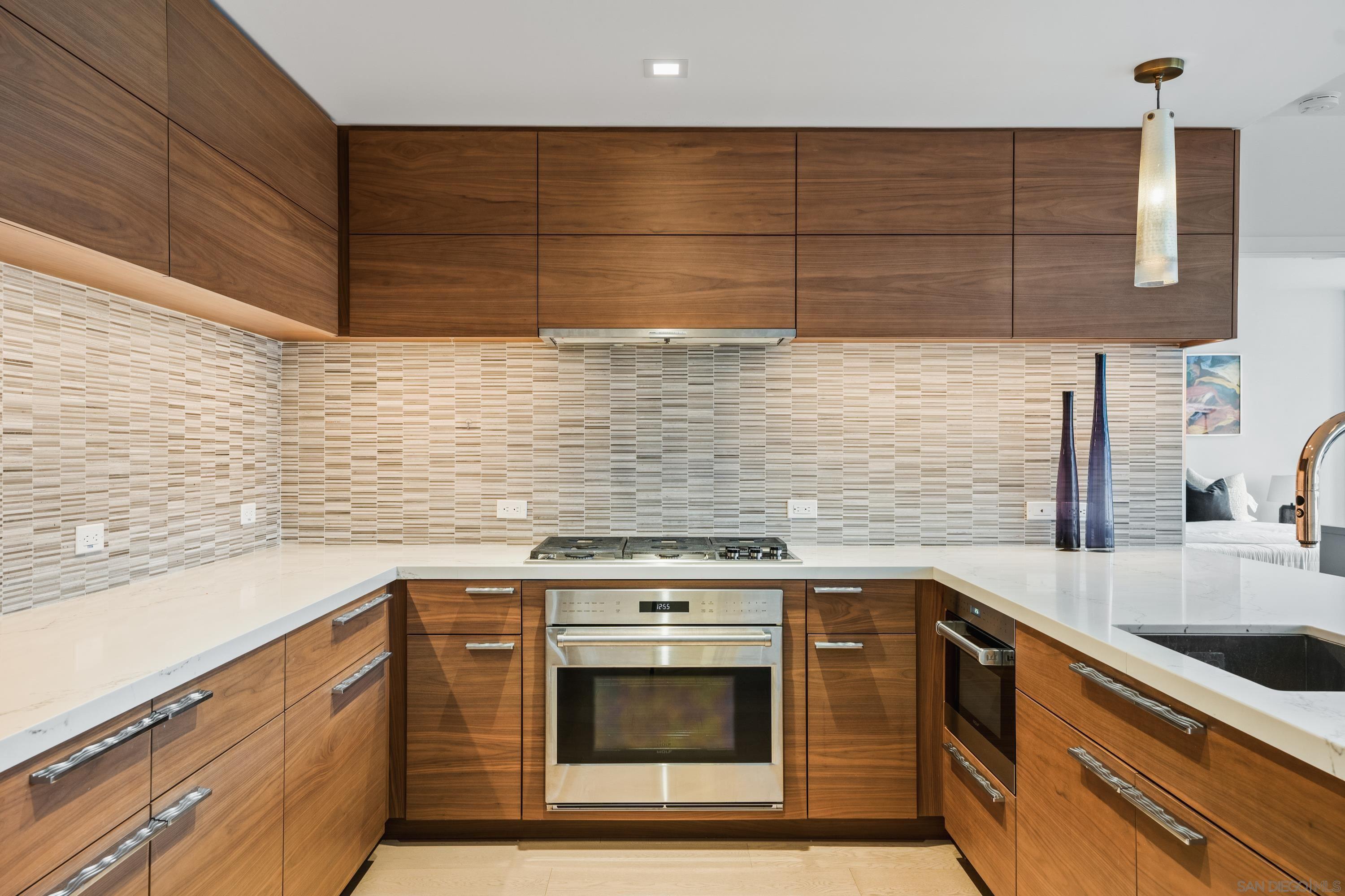 Detail Gallery Image 8 of 46 For 888 W E St  305, San Diego,  CA 92101 - 2 Beds | 2 Baths