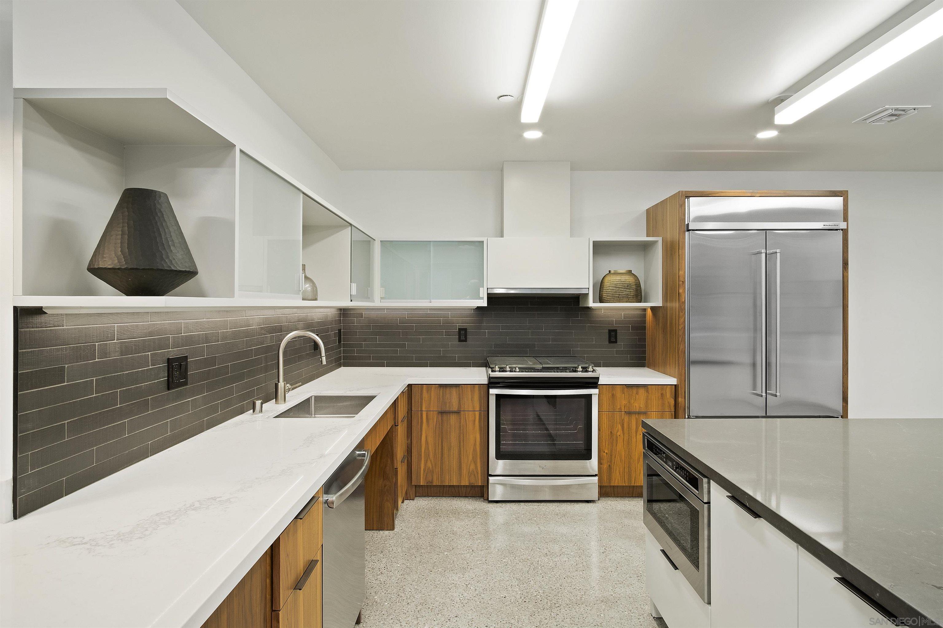 Detail Gallery Image 38 of 38 For 321  10 Th Avenue  2103, San Diego,  CA 92101 - 1 Beds | 1 Baths