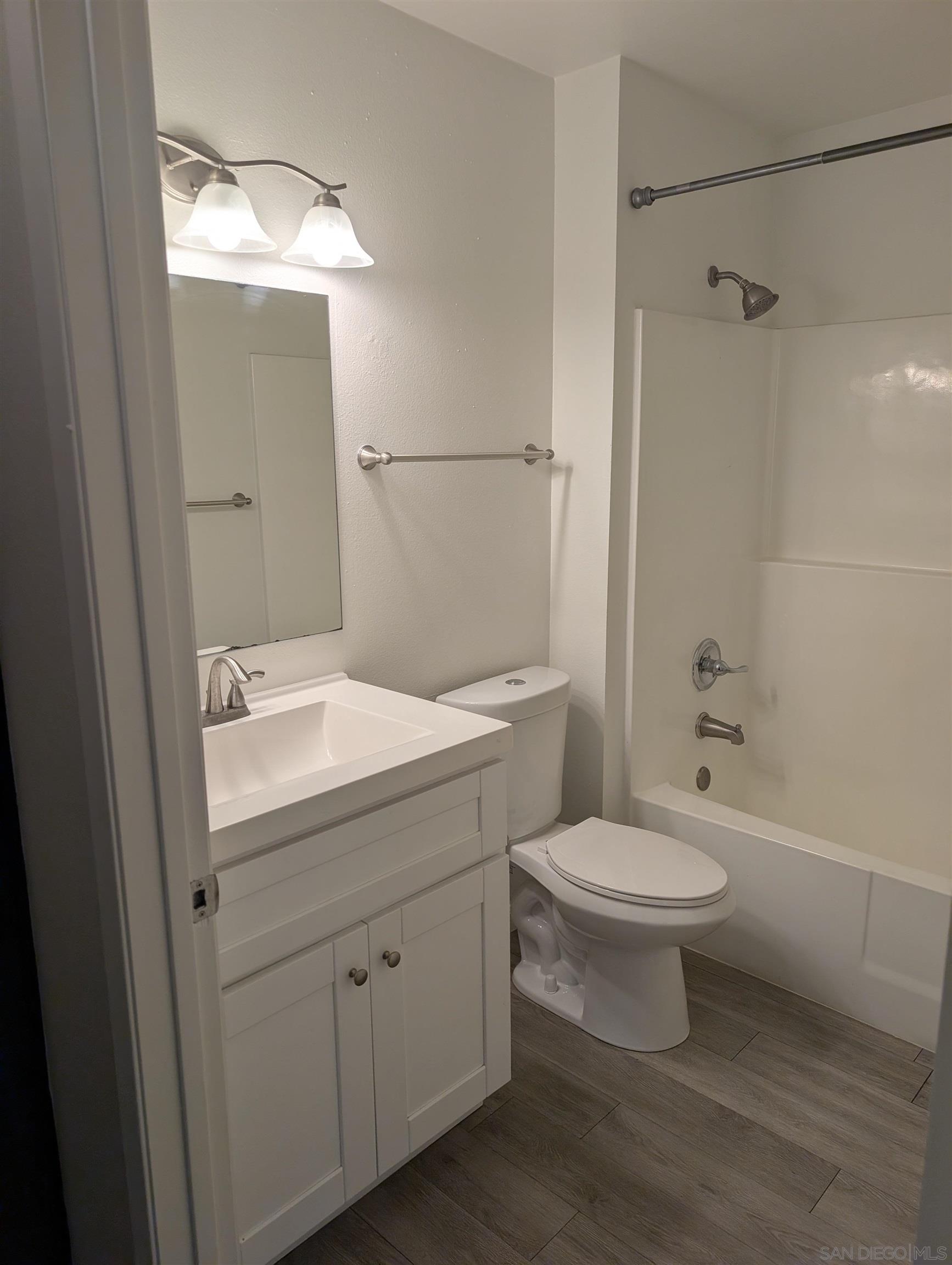 Detail Gallery Image 14 of 17 For 2142  Grand Ave  G, San Diego,  CA 92109 - 2 Beds | 2 Baths