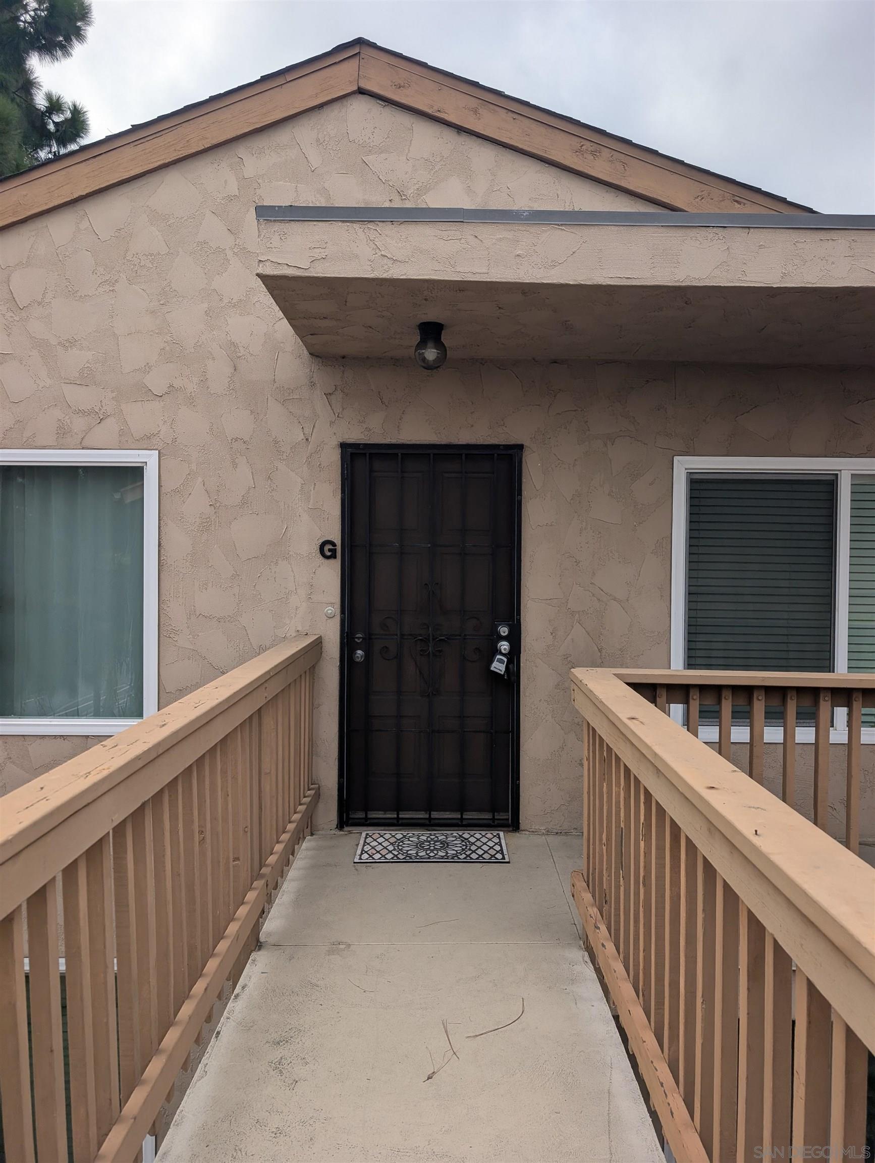 Detail Gallery Image 3 of 17 For 2142  Grand Ave  G, San Diego,  CA 92109 - 2 Beds | 2 Baths