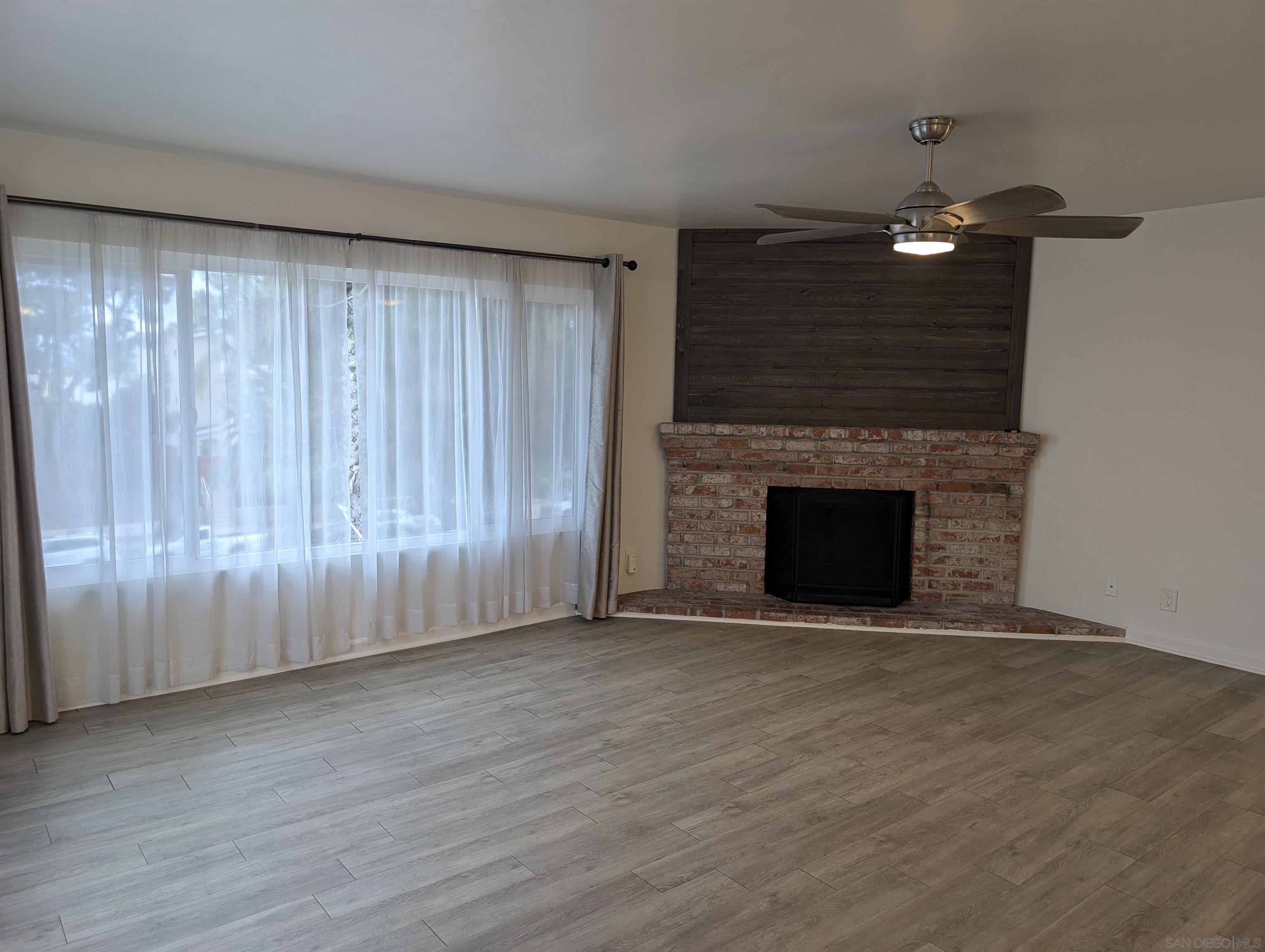 Detail Gallery Image 5 of 17 For 2142  Grand Ave  G, San Diego,  CA 92109 - 2 Beds | 2 Baths