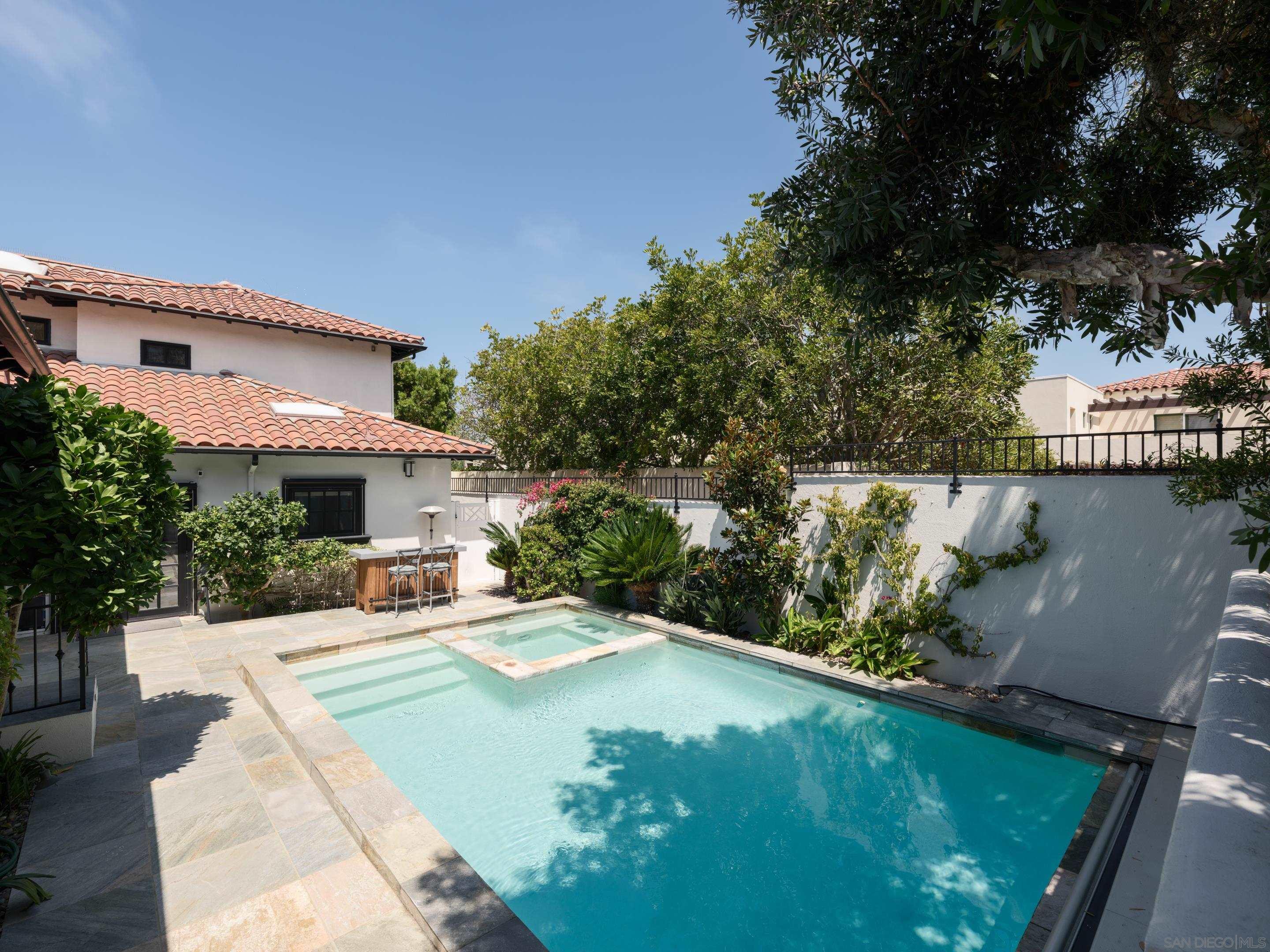 Detail Gallery Image 15 of 31 For 1461  Virginia Way, La Jolla,  CA 92037 - 4 Beds | 3/1 Baths