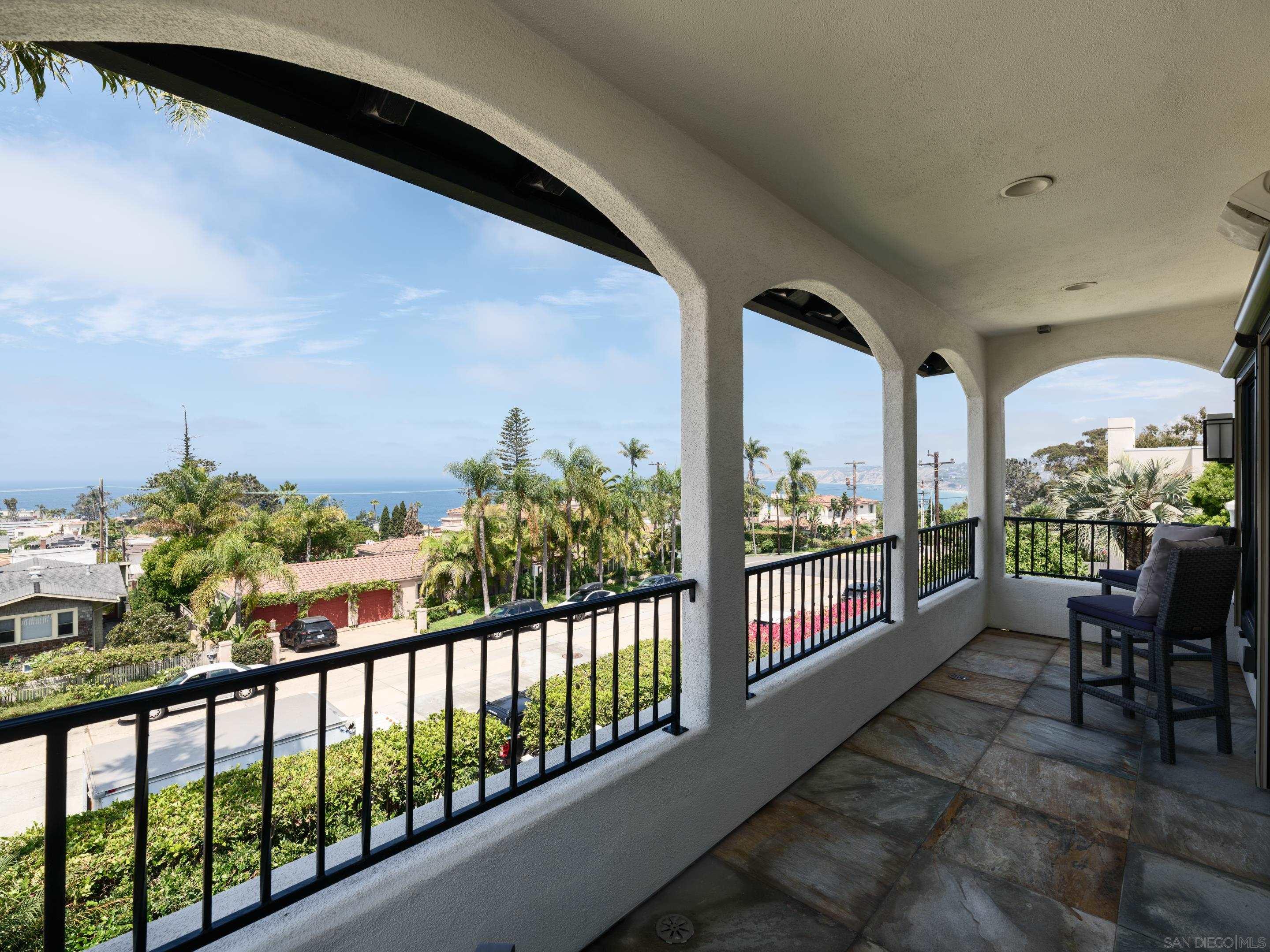 Detail Gallery Image 18 of 31 For 1461  Virginia Way, La Jolla,  CA 92037 - 4 Beds | 3/1 Baths