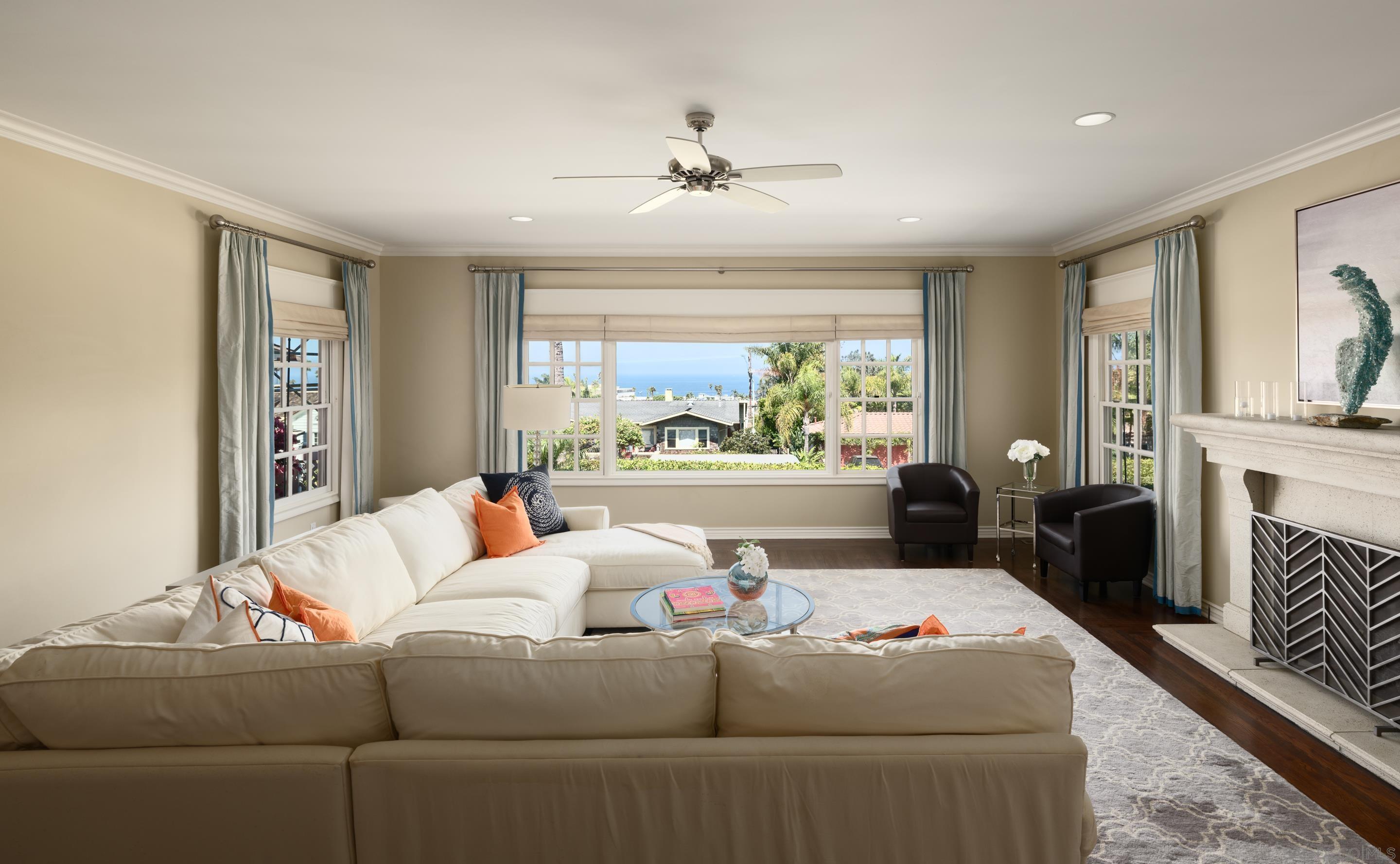 Detail Gallery Image 4 of 31 For 1461  Virginia Way, La Jolla,  CA 92037 - 4 Beds | 3/1 Baths