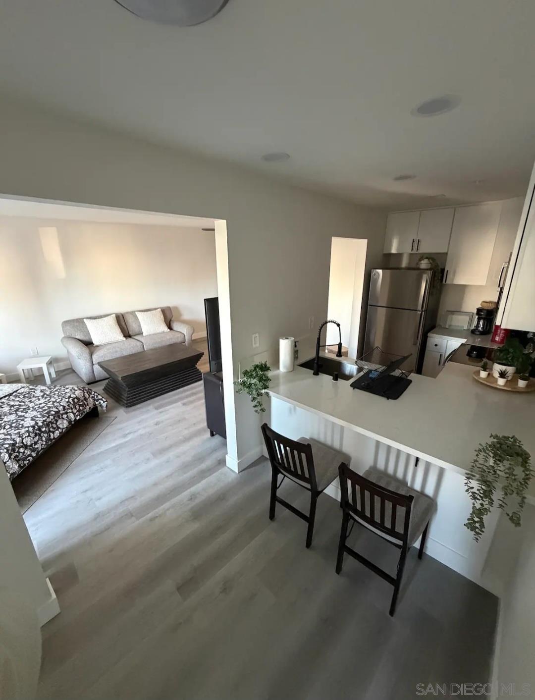 Detail Gallery Image 8 of 25 For 4465  Ocean Front  4, San Diego,  CA 92109 - 1 Beds | 1 Baths