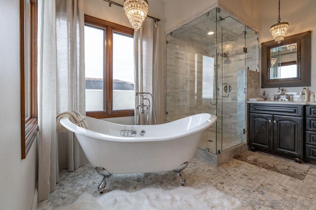 Detail Gallery Image 24 of 29 For 604  Camino De Orchidia, Encinitas,  CA 92024 - 4 Beds | 3/1 Baths