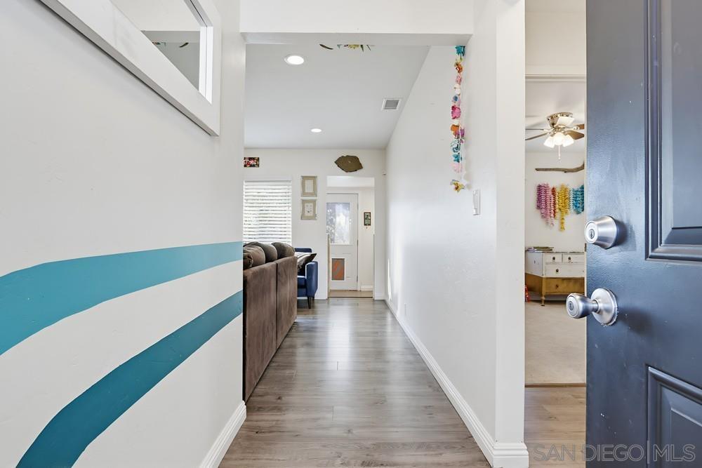 Detail Gallery Image 28 of 29 For 712  Lemon Avenue, Vista,  CA 92084 - 3 Beds | 2 Baths