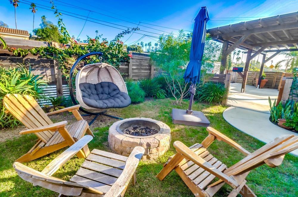 Detail Gallery Image 5 of 29 For 712  Lemon Avenue, Vista,  CA 92084 - 3 Beds | 2 Baths