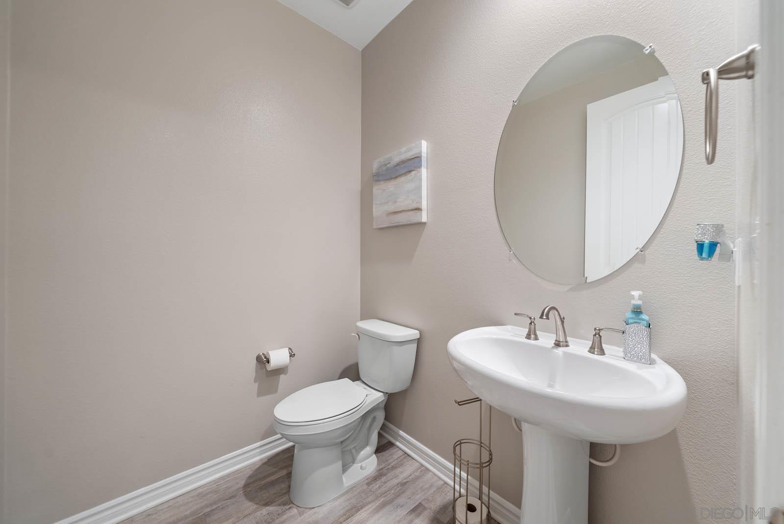 Detail Gallery Image 11 of 50 For 30774  Gazing Star Ln, Murrieta,  CA 92563 - 4 Beds | 2/1 Baths