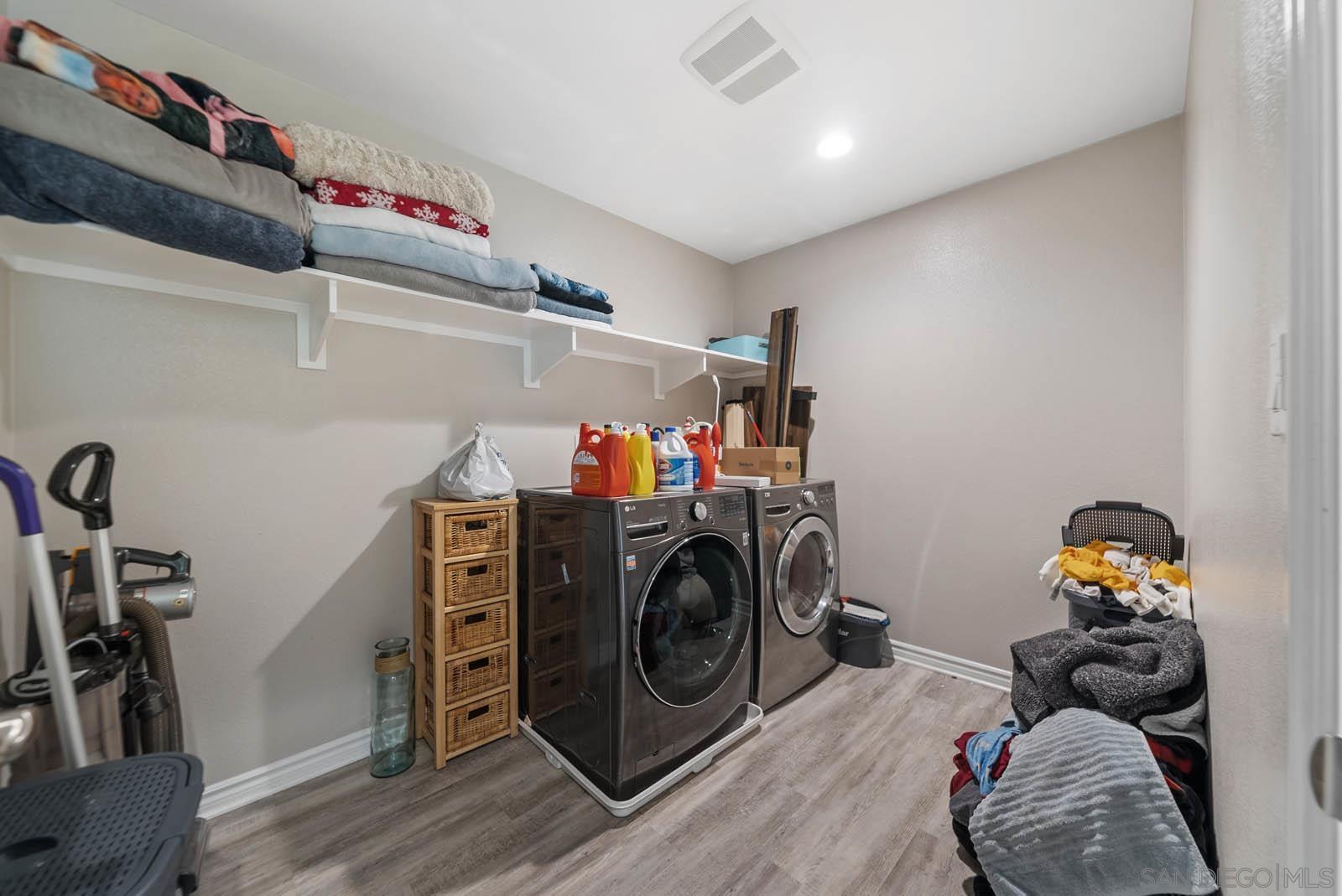 Detail Gallery Image 26 of 50 For 30774  Gazing Star Ln, Murrieta,  CA 92563 - 4 Beds | 2/1 Baths