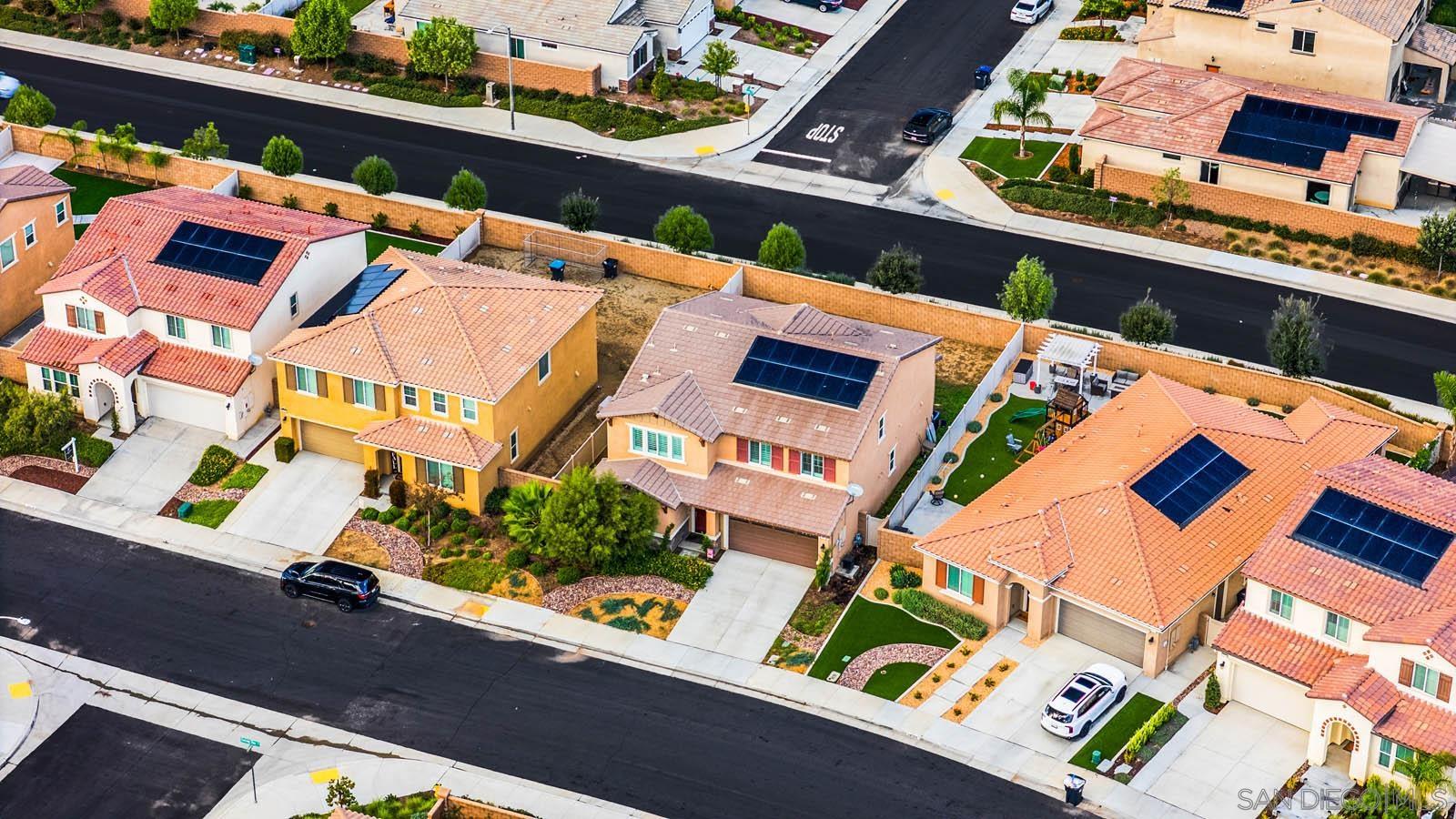 Detail Gallery Image 40 of 50 For 30774  Gazing Star Ln, Murrieta,  CA 92563 - 4 Beds | 2/1 Baths