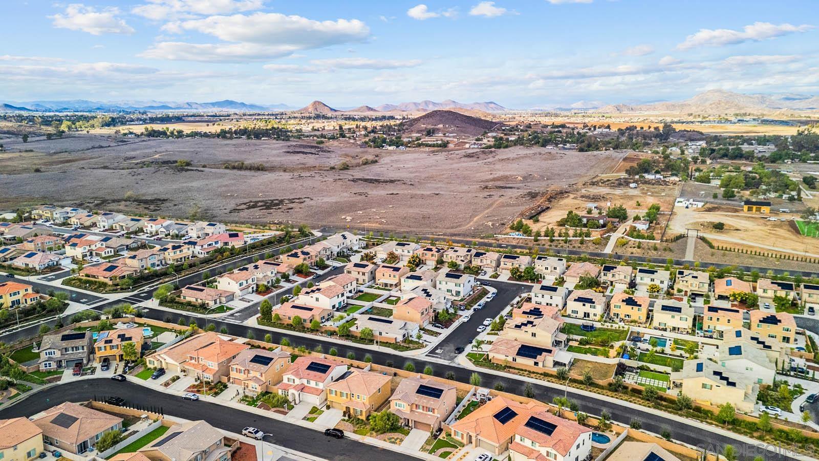 Detail Gallery Image 42 of 50 For 30774  Gazing Star Ln, Murrieta,  CA 92563 - 4 Beds | 2/1 Baths