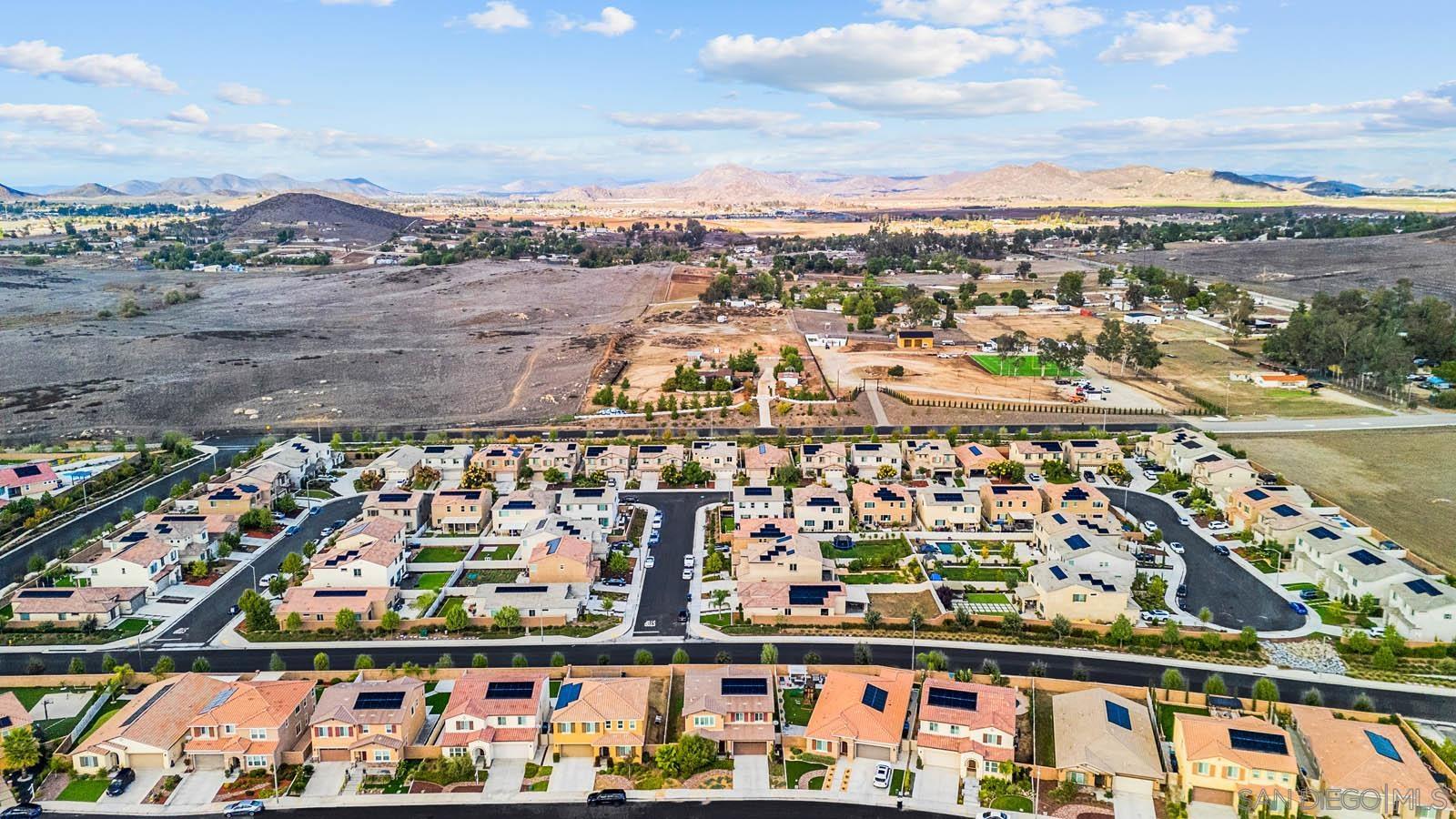 Detail Gallery Image 43 of 50 For 30774  Gazing Star Ln, Murrieta,  CA 92563 - 4 Beds | 2/1 Baths