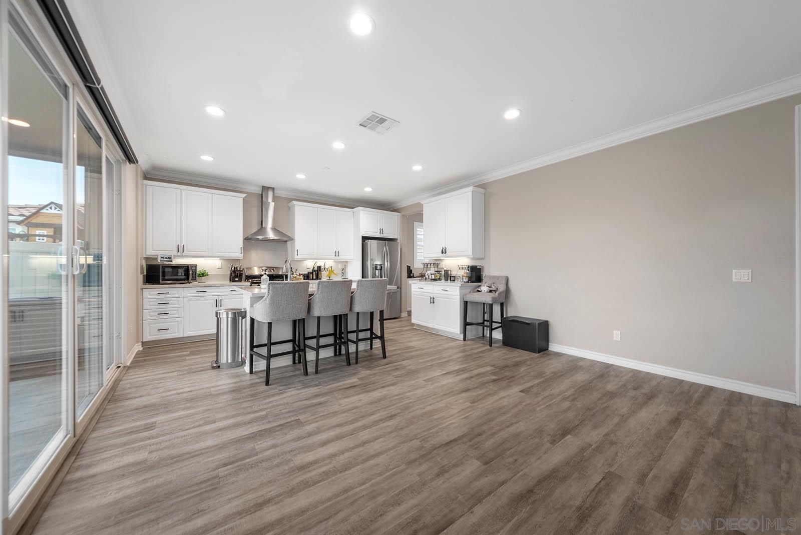 Detail Gallery Image 6 of 50 For 30774  Gazing Star Ln, Murrieta,  CA 92563 - 4 Beds | 2/1 Baths