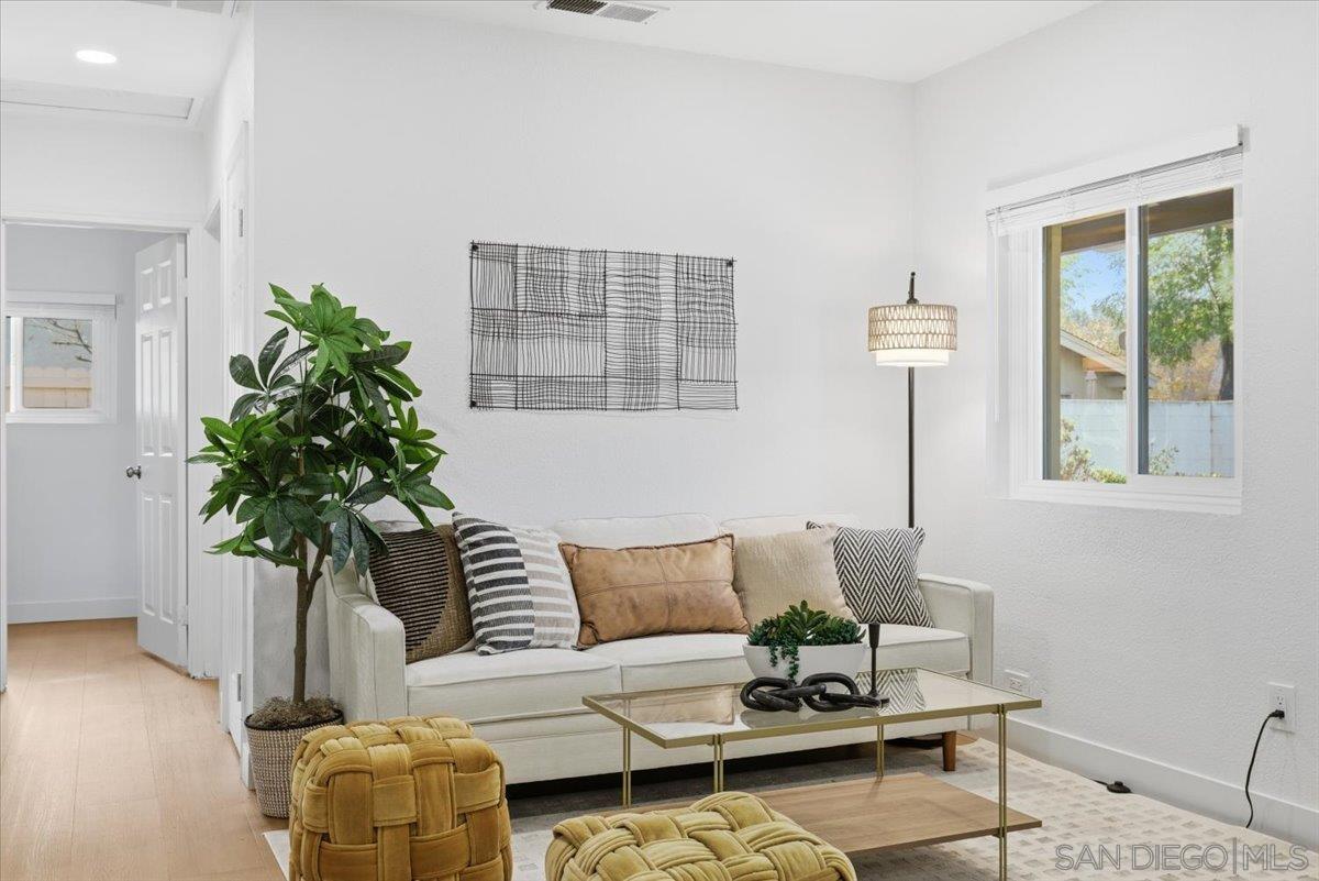 Detail Gallery Image 6 of 34 For 911  Jamacha Road, El Cajon,  CA 92019 - 2 Beds | 1 Baths