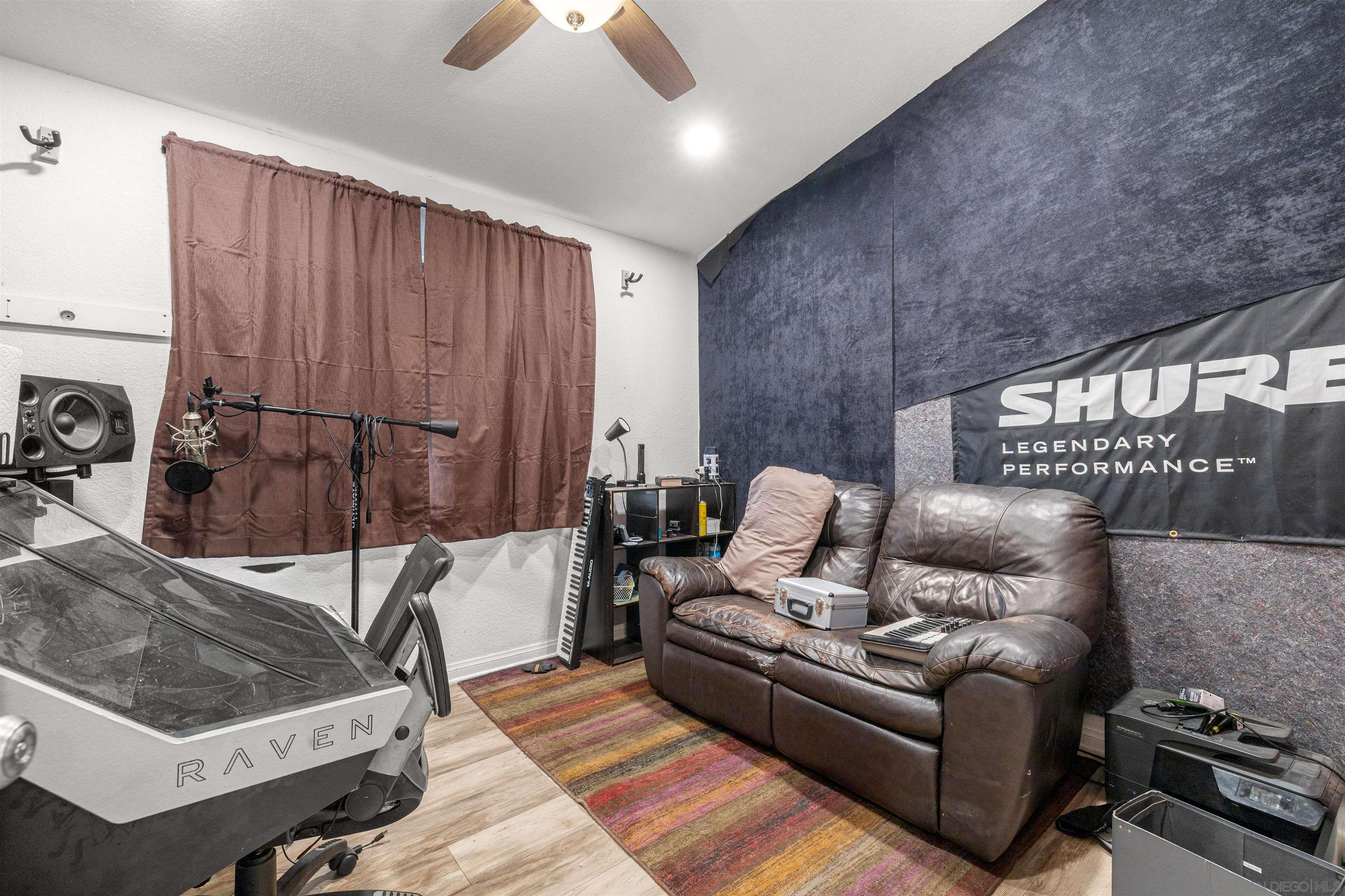 Detail Gallery Image 14 of 33 For 29770  Avenida De Real, Sun City,  CA 92586 - 5 Beds | 2 Baths