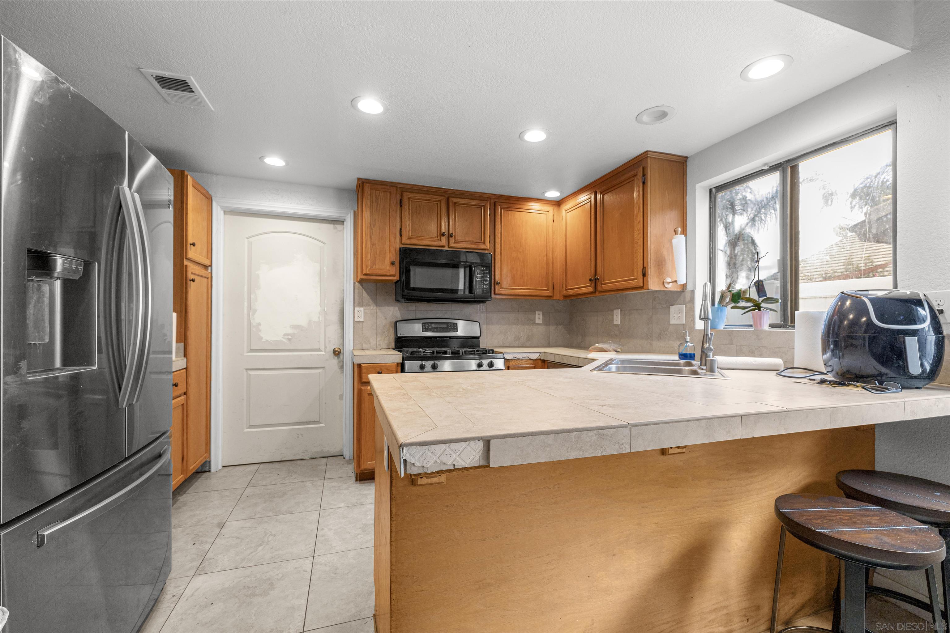 Detail Gallery Image 7 of 33 For 29770  Avenida De Real, Sun City,  CA 92586 - 5 Beds | 2 Baths