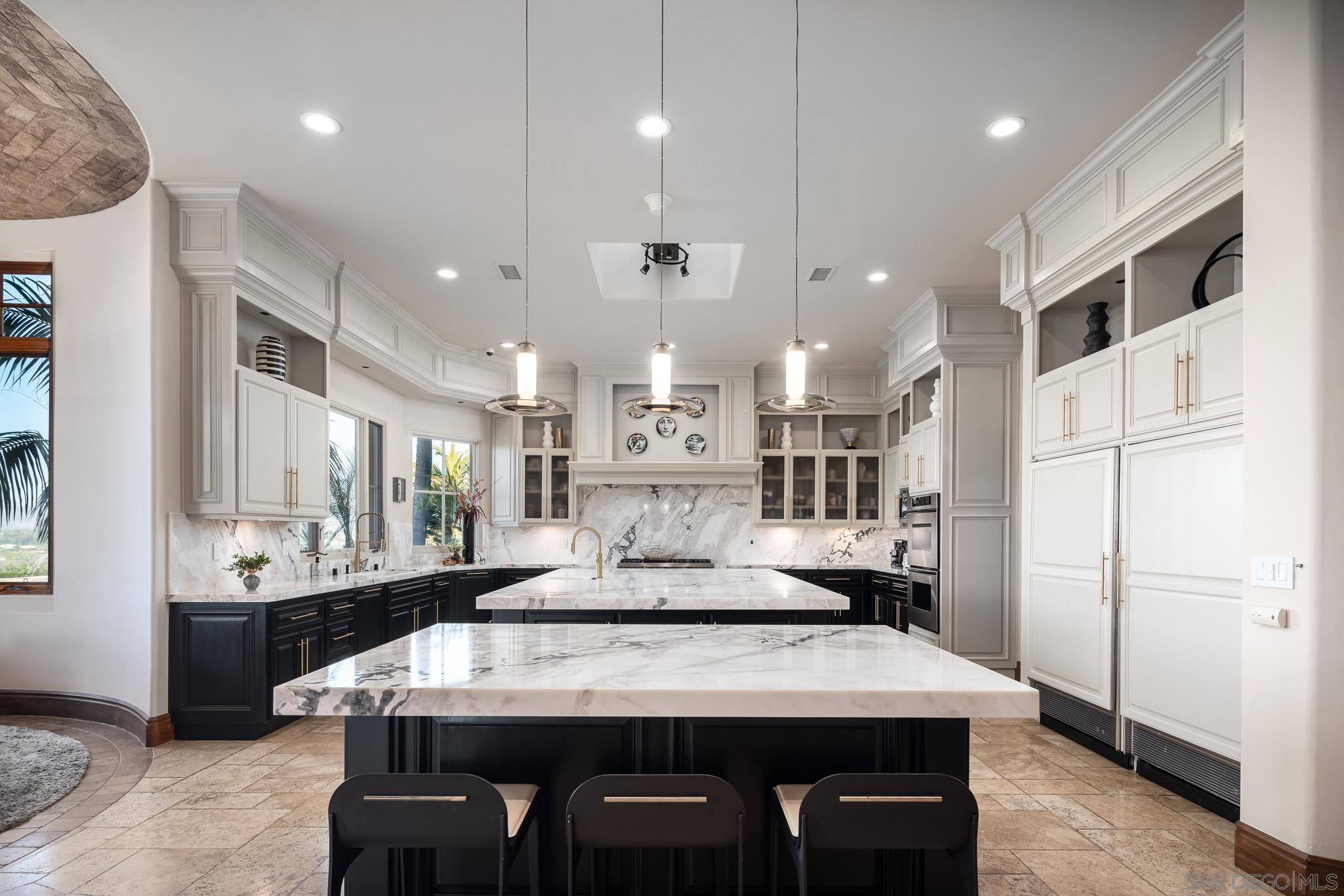 Detail Gallery Image 16 of 55 For 4760  Rancho Del Mar Trail, San Diego,  CA 92130 - 7 Beds | 7/3 Baths