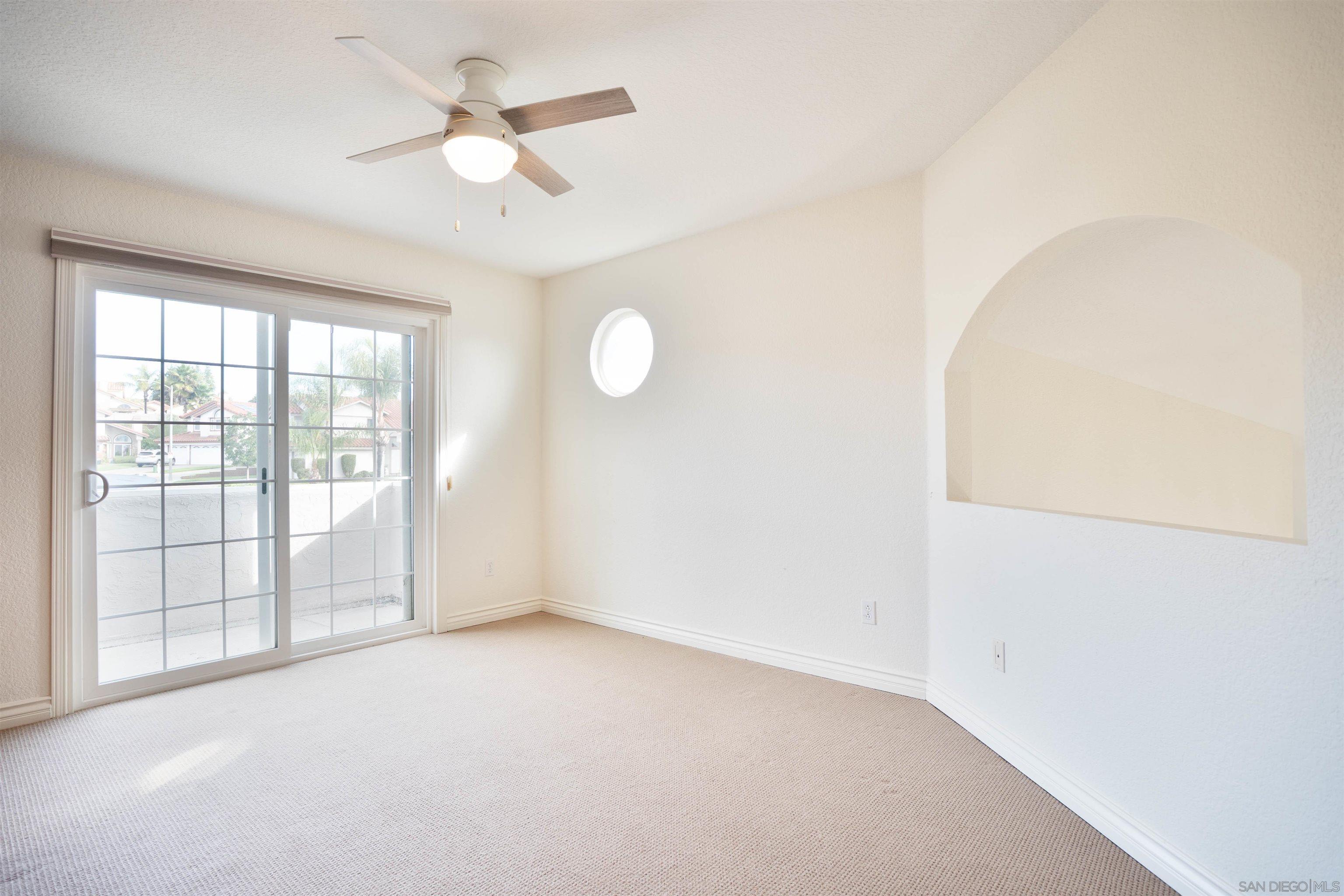 Detail Gallery Image 7 of 24 For 1533  Roma Dr, Vista,  CA 92081 - 4 Beds | 2/1 Baths