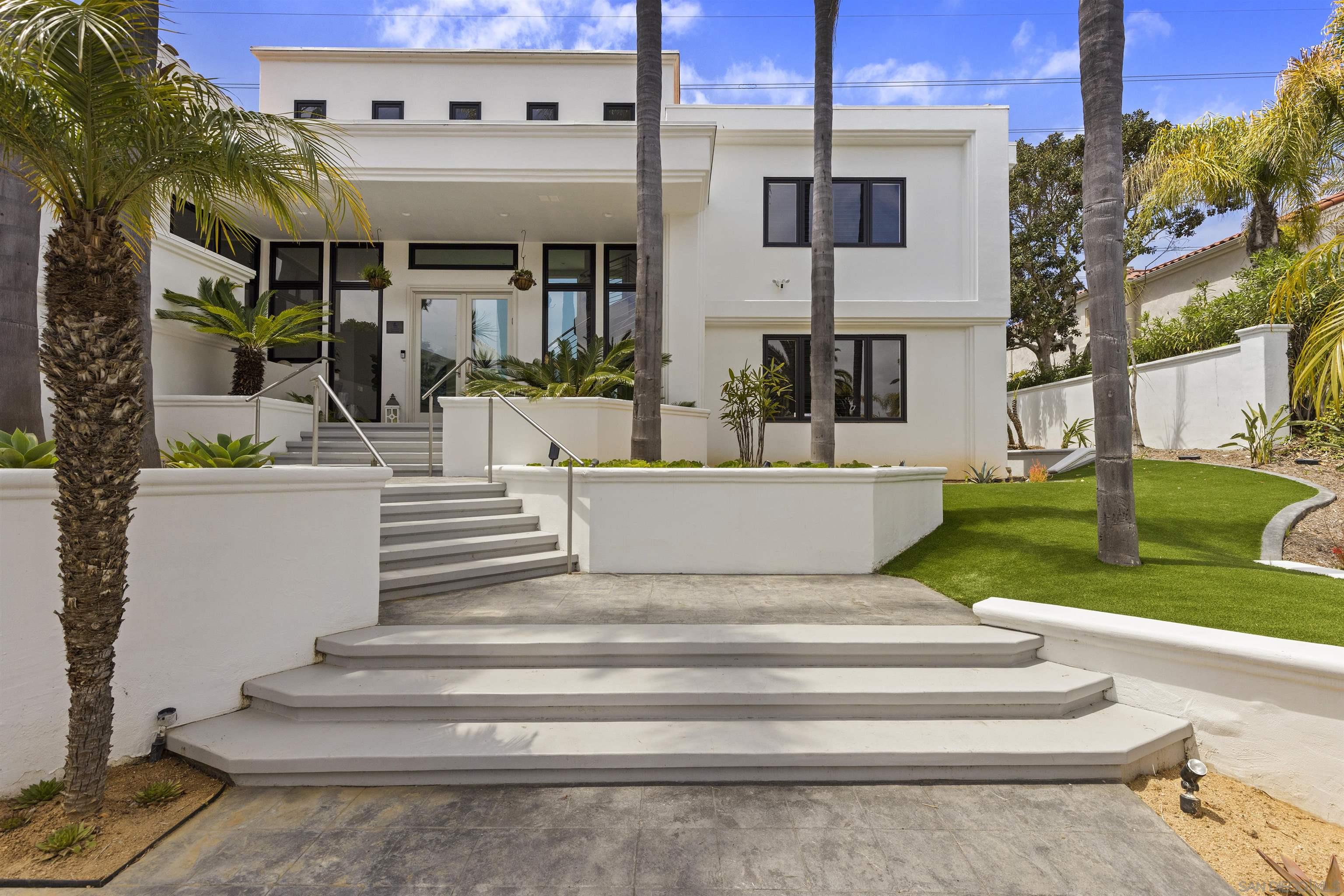 Detail Gallery Image 8 of 31 For 3325  Caminito Daniella, Del Mar,  CA 92014 - 6 Beds | 5/1 Baths